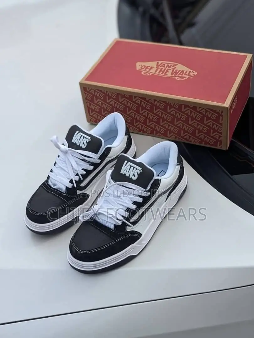 Luxury Vans Hylane Black White