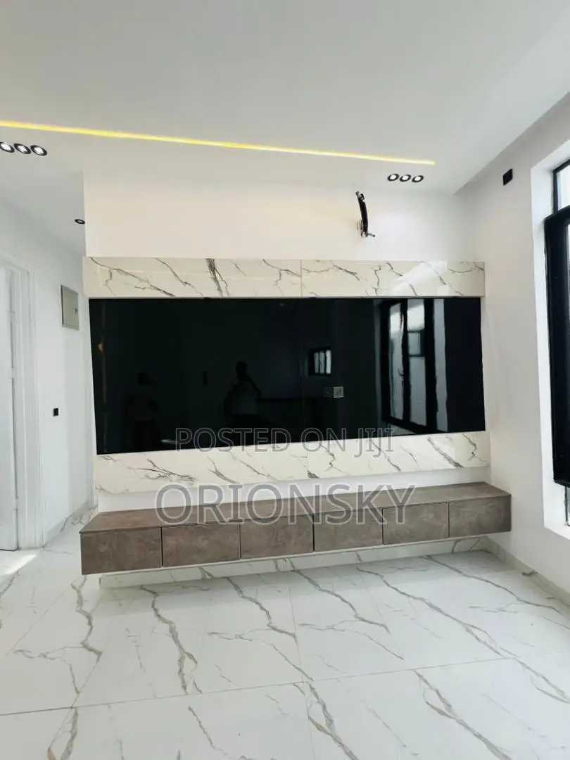 Furnished 5bdrm Duplex in Orchid, Lekki Phase 2 for sale