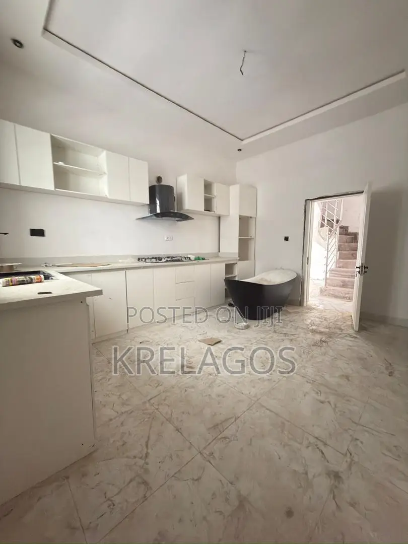 4bdrm Duplex in VGC / Ajah for sale