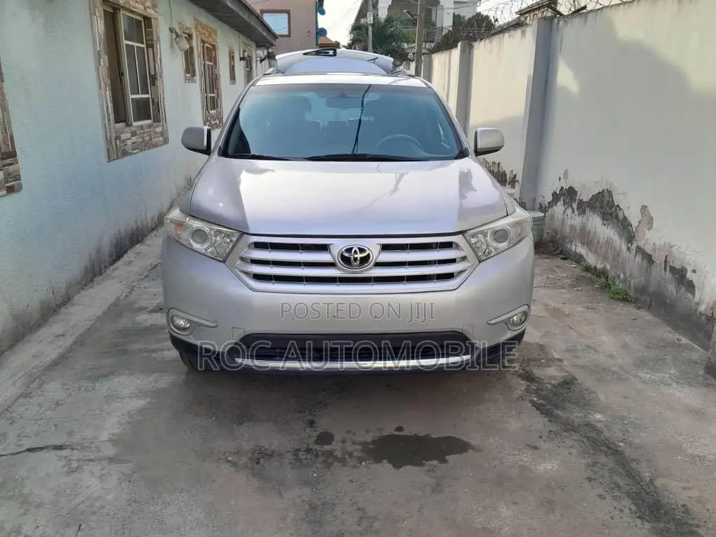 Toyota Highlander 2012 Gray