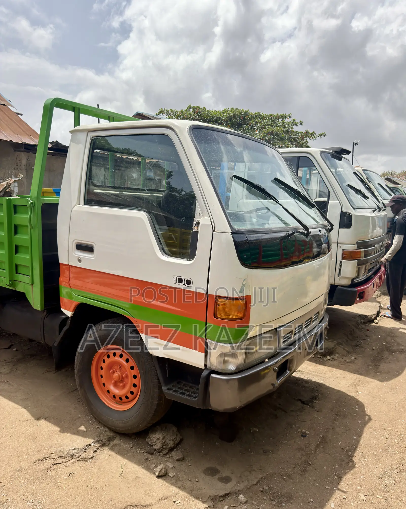 Toyota Dyna 100 Petrol Engine 2y Rigid Truck