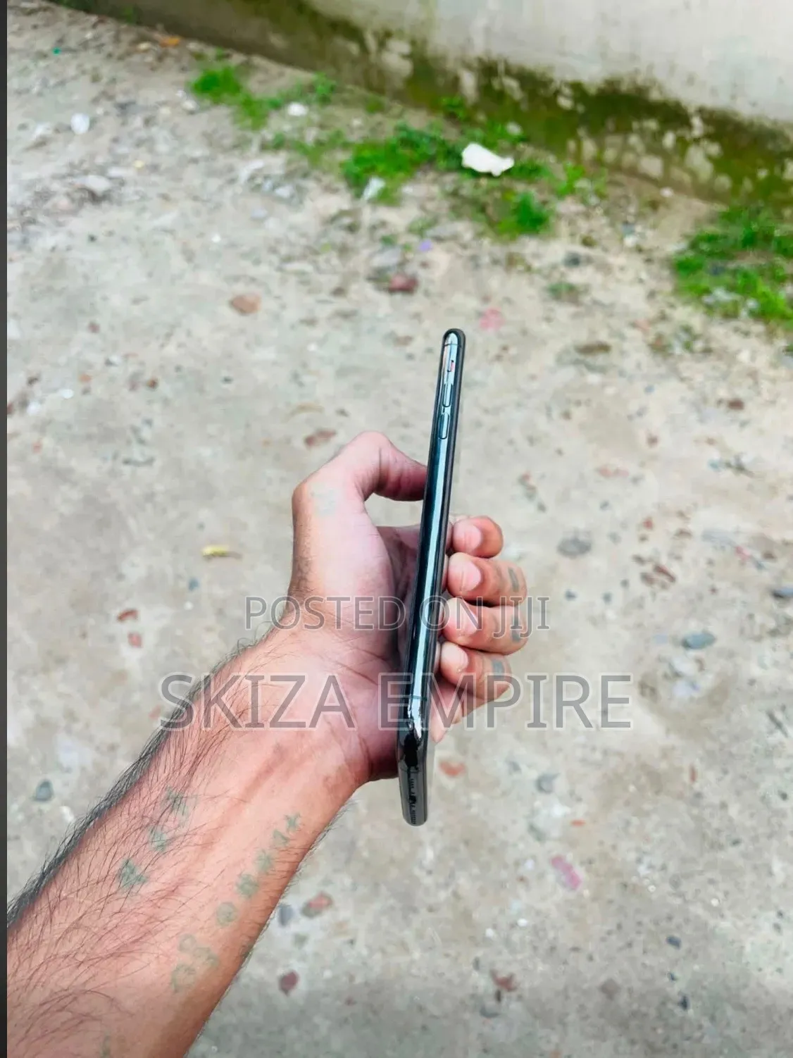 New Apple iPhone 11 Pro Max 256 GB Black