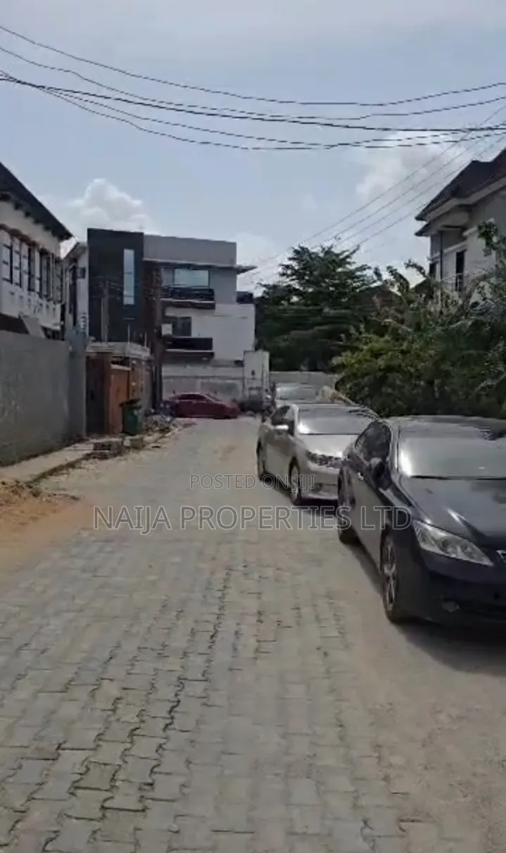 Mini Flat in Lekki Conservation, Chevron for rent