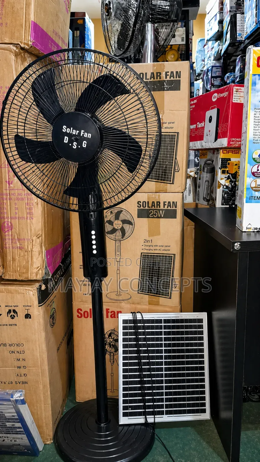 D.S.G 16" Solar Rechargeable Standing Fan + Panel