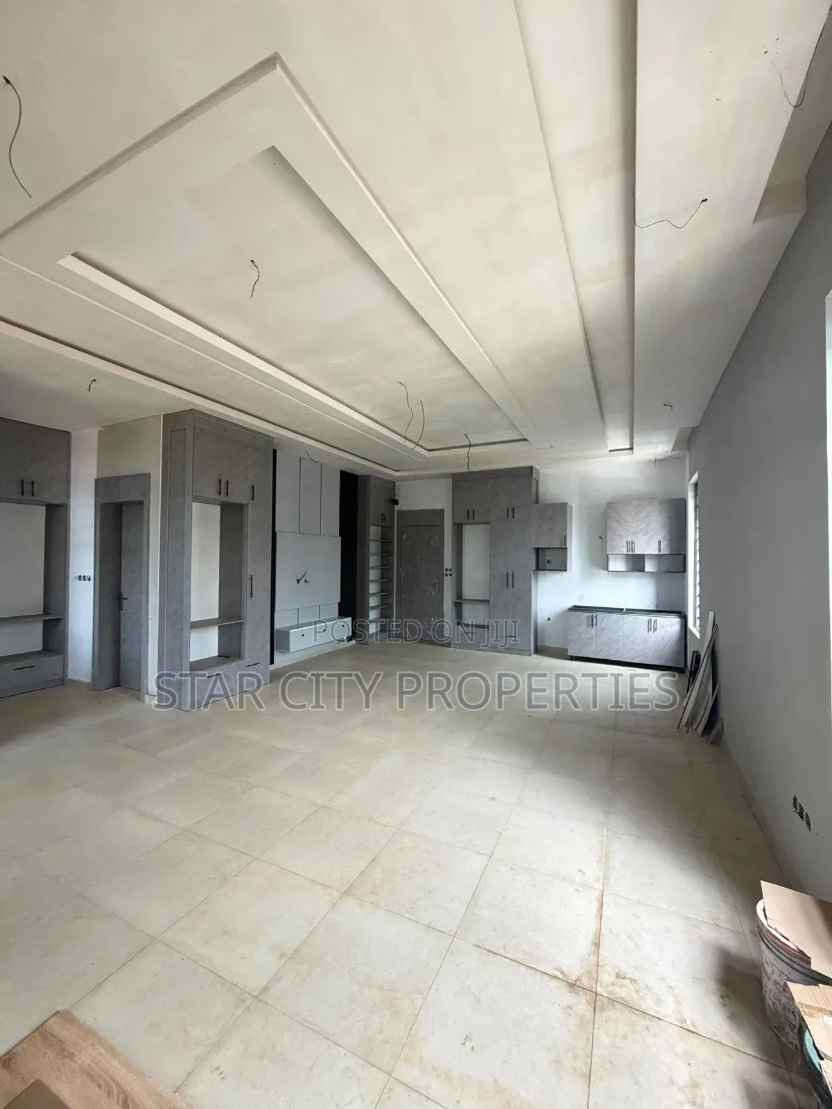 5bdrm Duplex in Omole 1 for sale