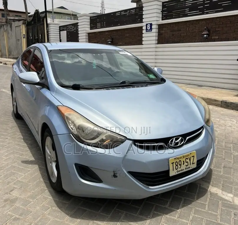 Hyundai Elantra 2011 Blue