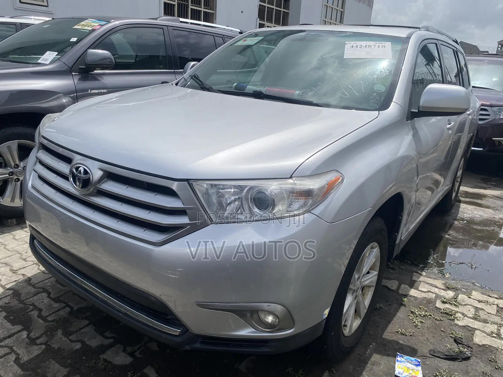 Toyota Highlander Limited 3.5l 4WD 2013 Silver