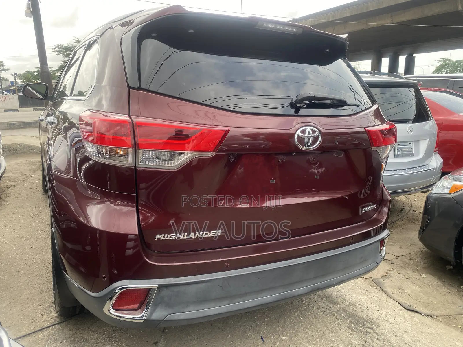 Toyota Highlander Limited 4dr SUV AWD (3.5L 6cyl 6A) 2015 Burgundy