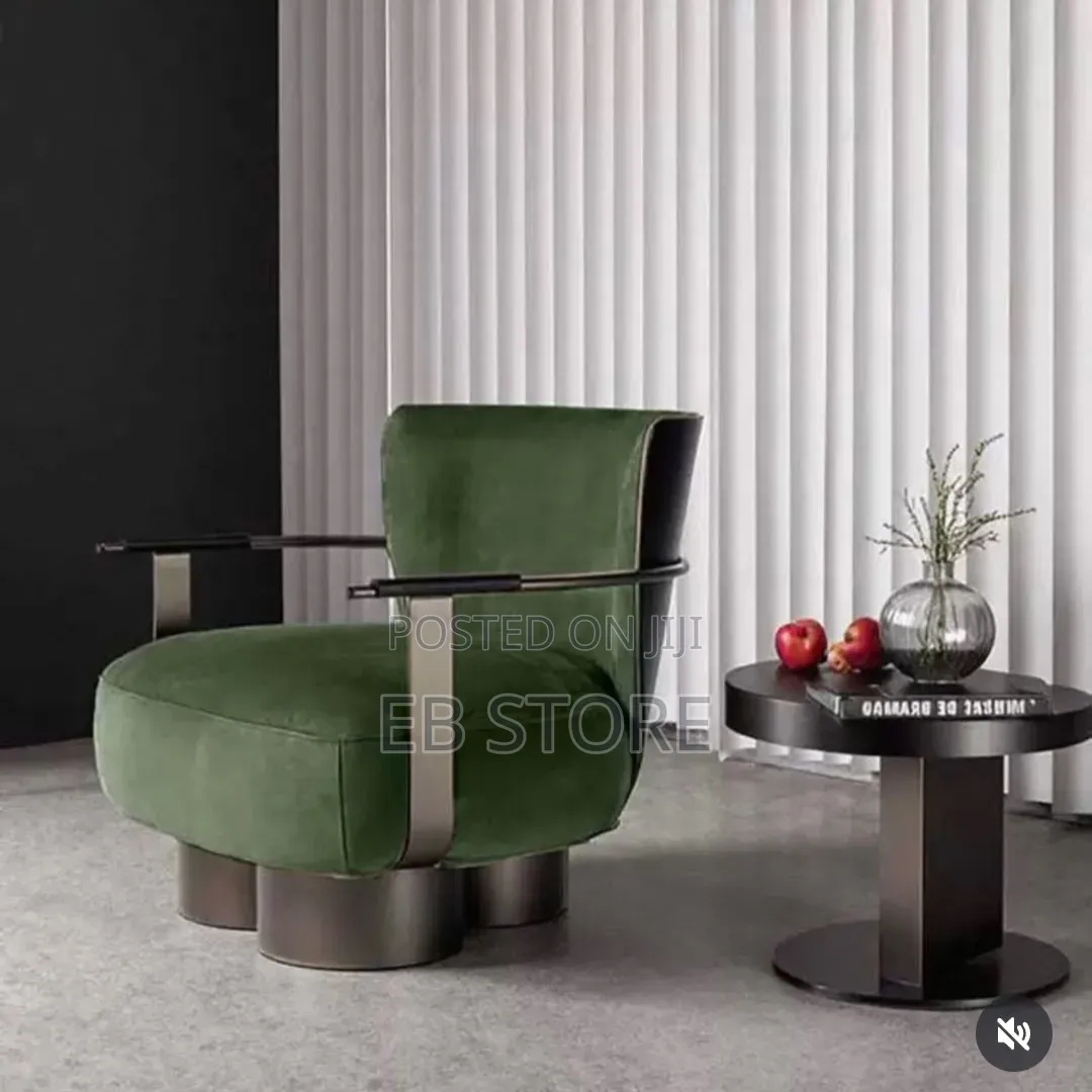 Sleek Designer Accent Chair – Modern Luxury Statement Piece