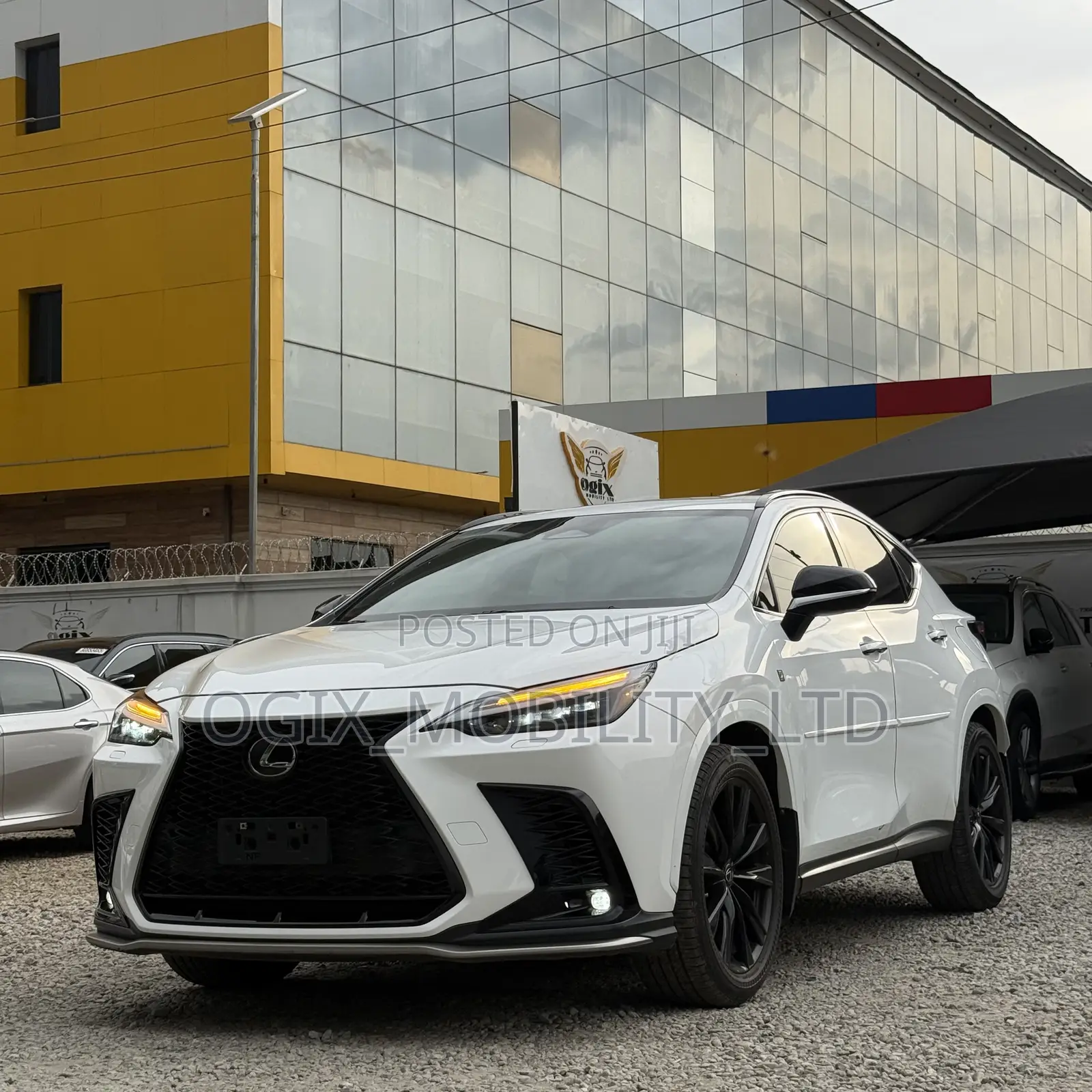 Lexus NX 350 AWD 2023 White
