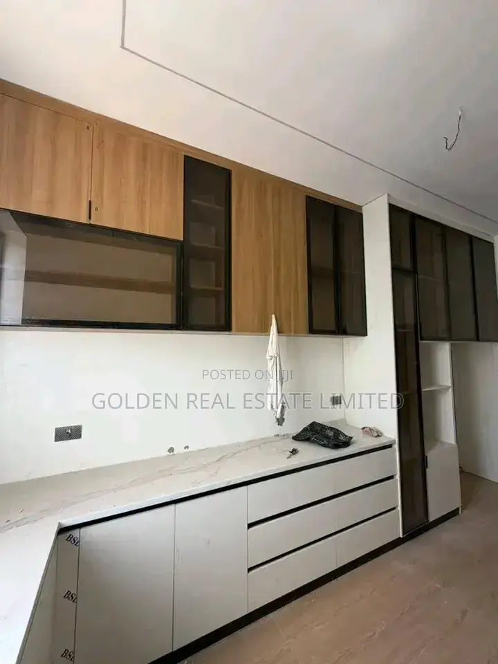 4bdrm Duplex in Guzape District for sale