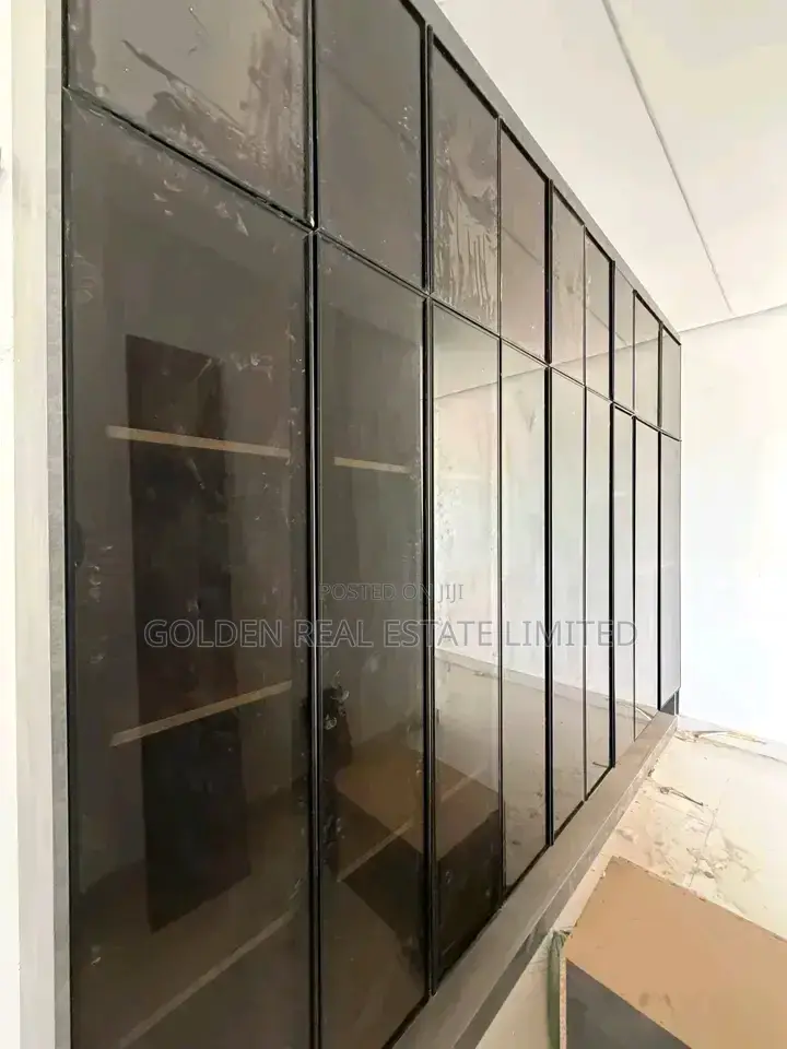 4bdrm Duplex in Guzape District for sale