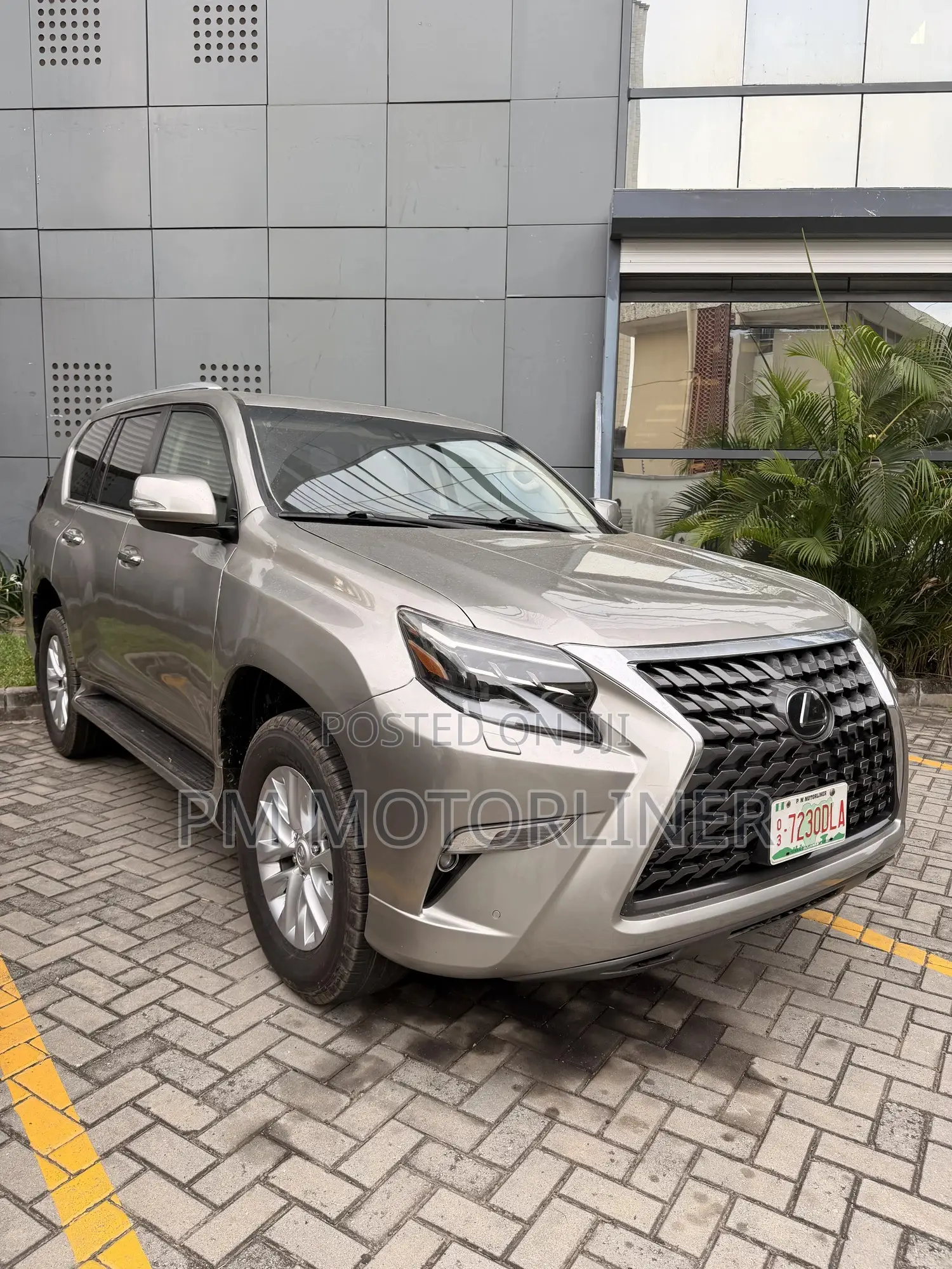 Lexus GX 460 2021 Silver