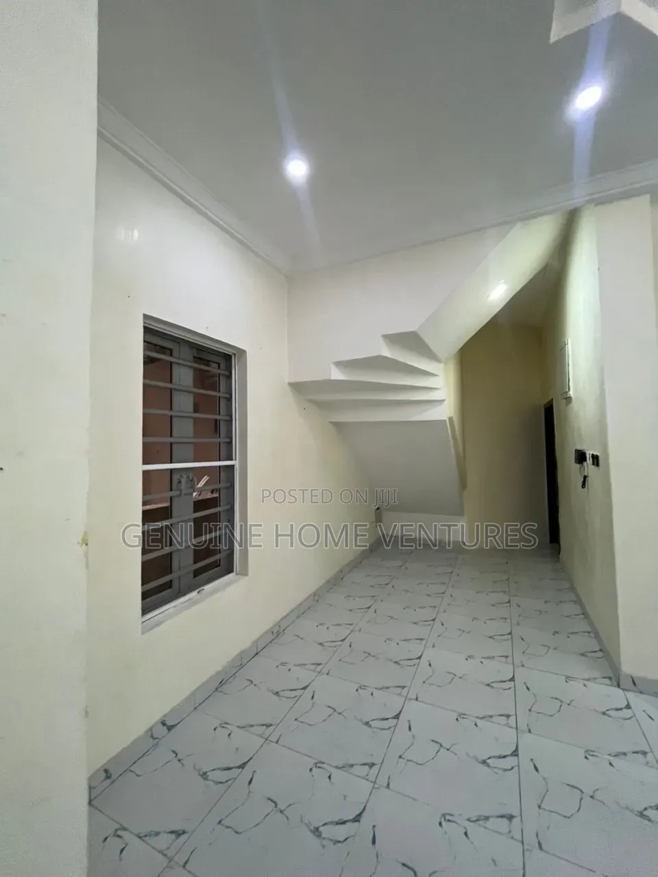 4bdrm Duplex in Orchid, Chevron for rent