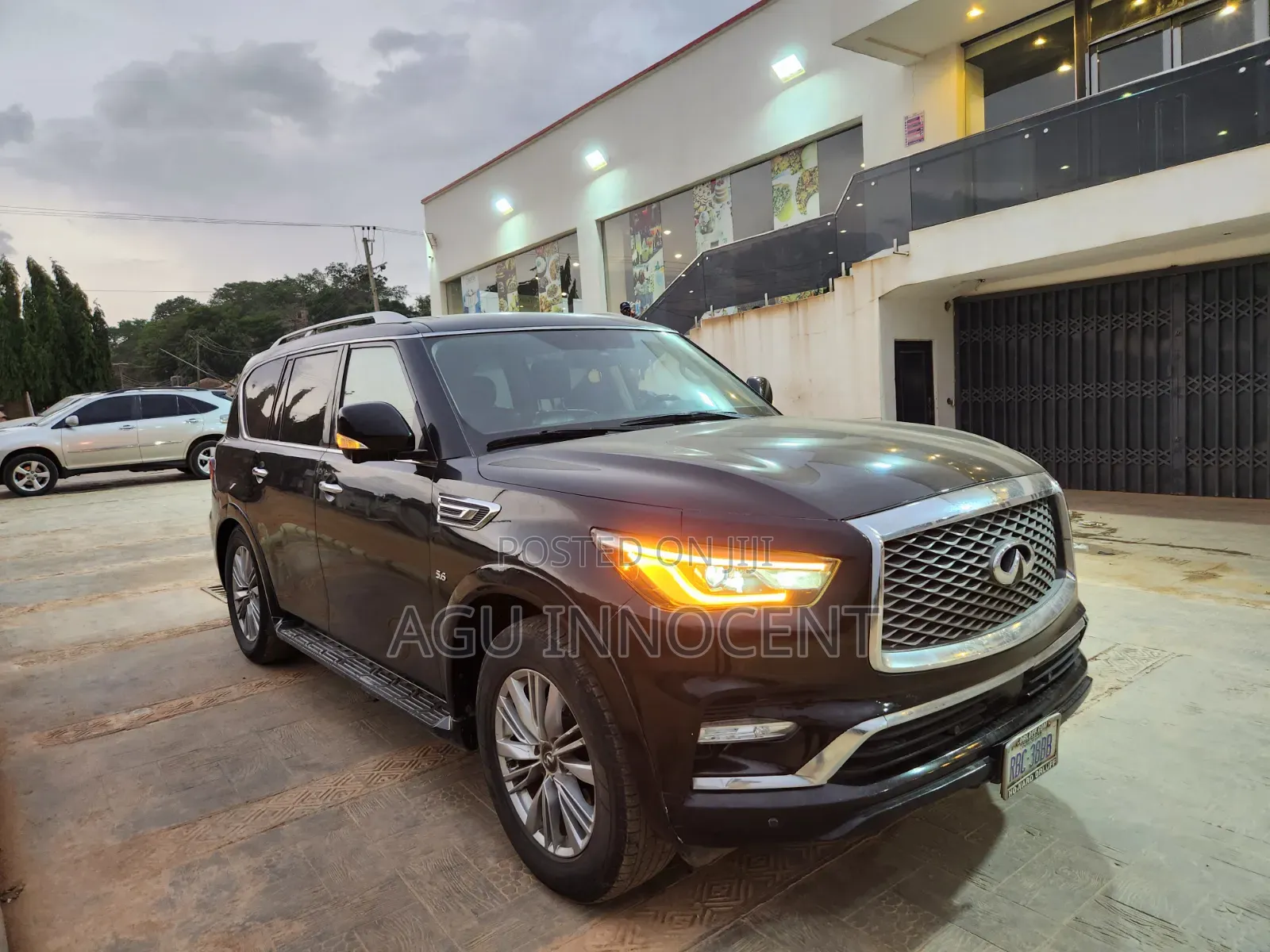 Infiniti QX80 2018 Black