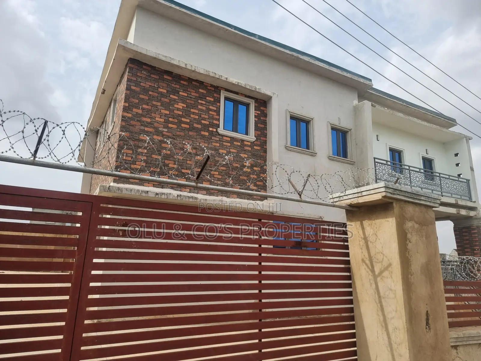 2bdrm Block of Flats in Mshel Phase 4, Lugbe District for rent