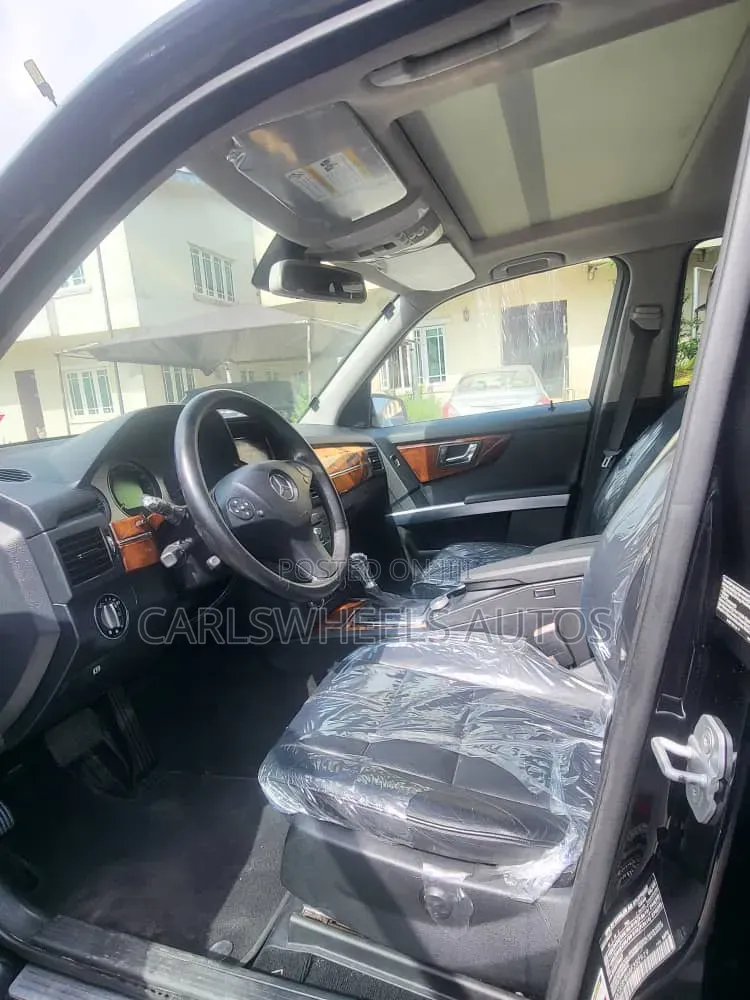 Mercedes-Benz GLK-Class 350 4MATIC 2010 Black