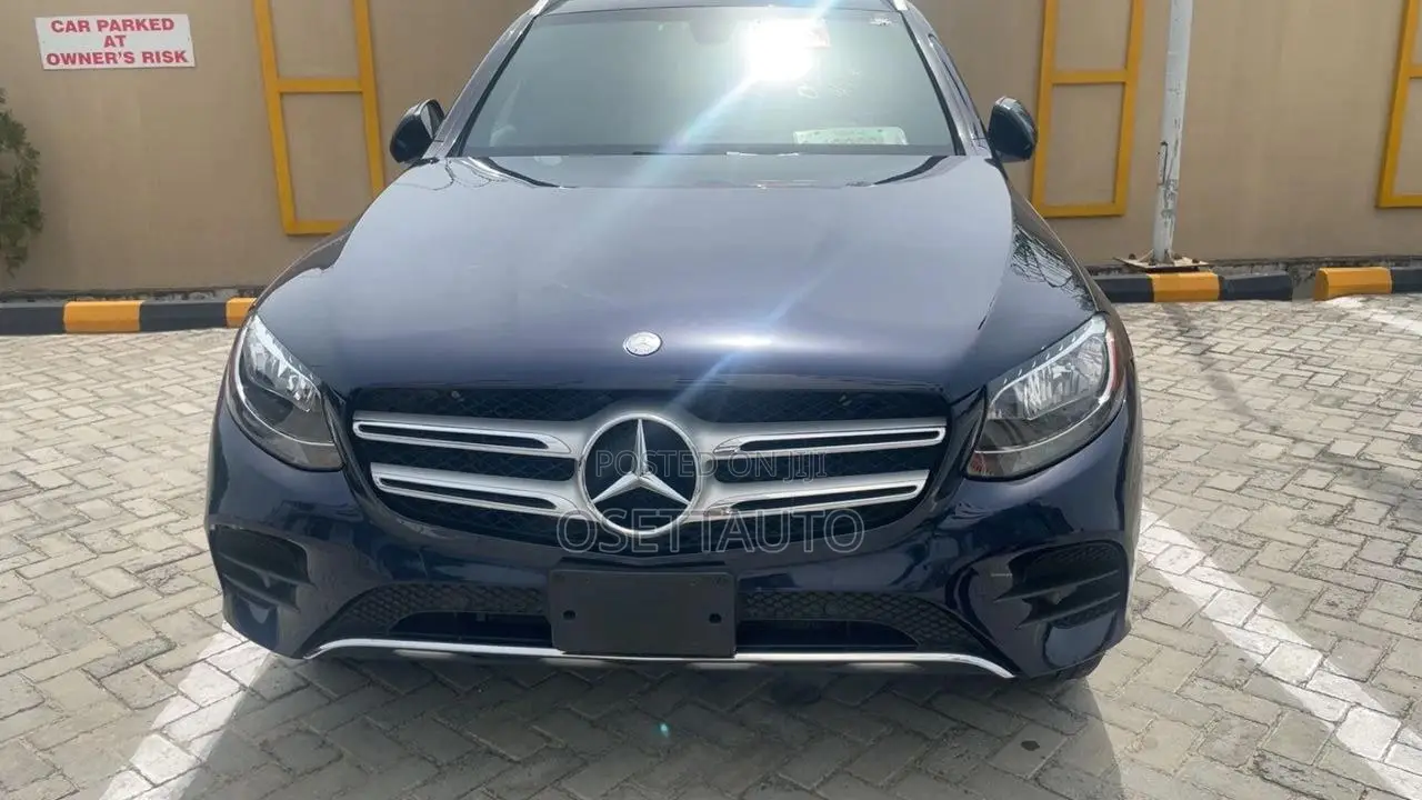 Mercedes-Benz GLC-Class 2017 Blue