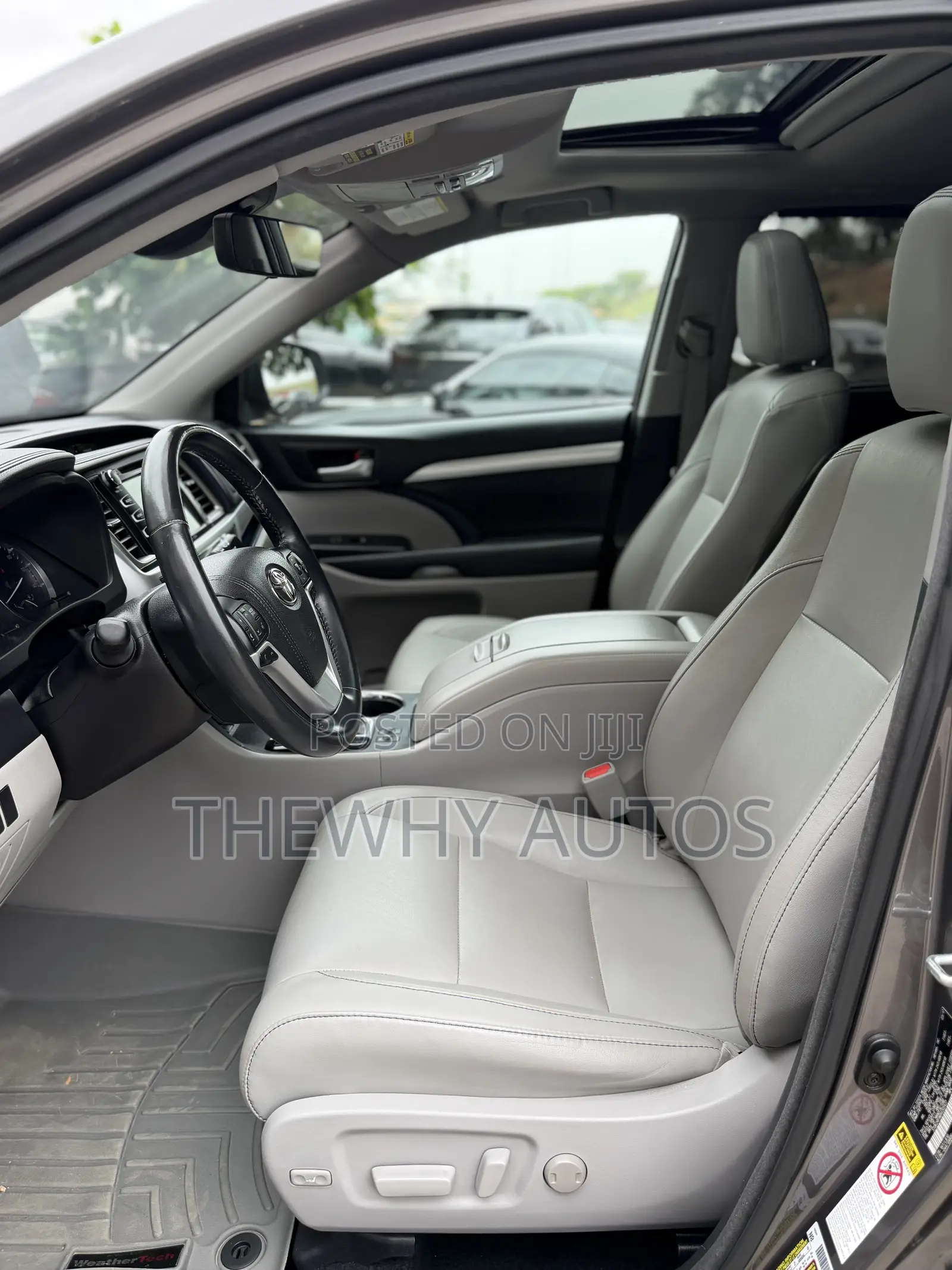 Toyota Highlander XLE 4x2 V6 (3.5L 6cyl 8A) 2017 Gray