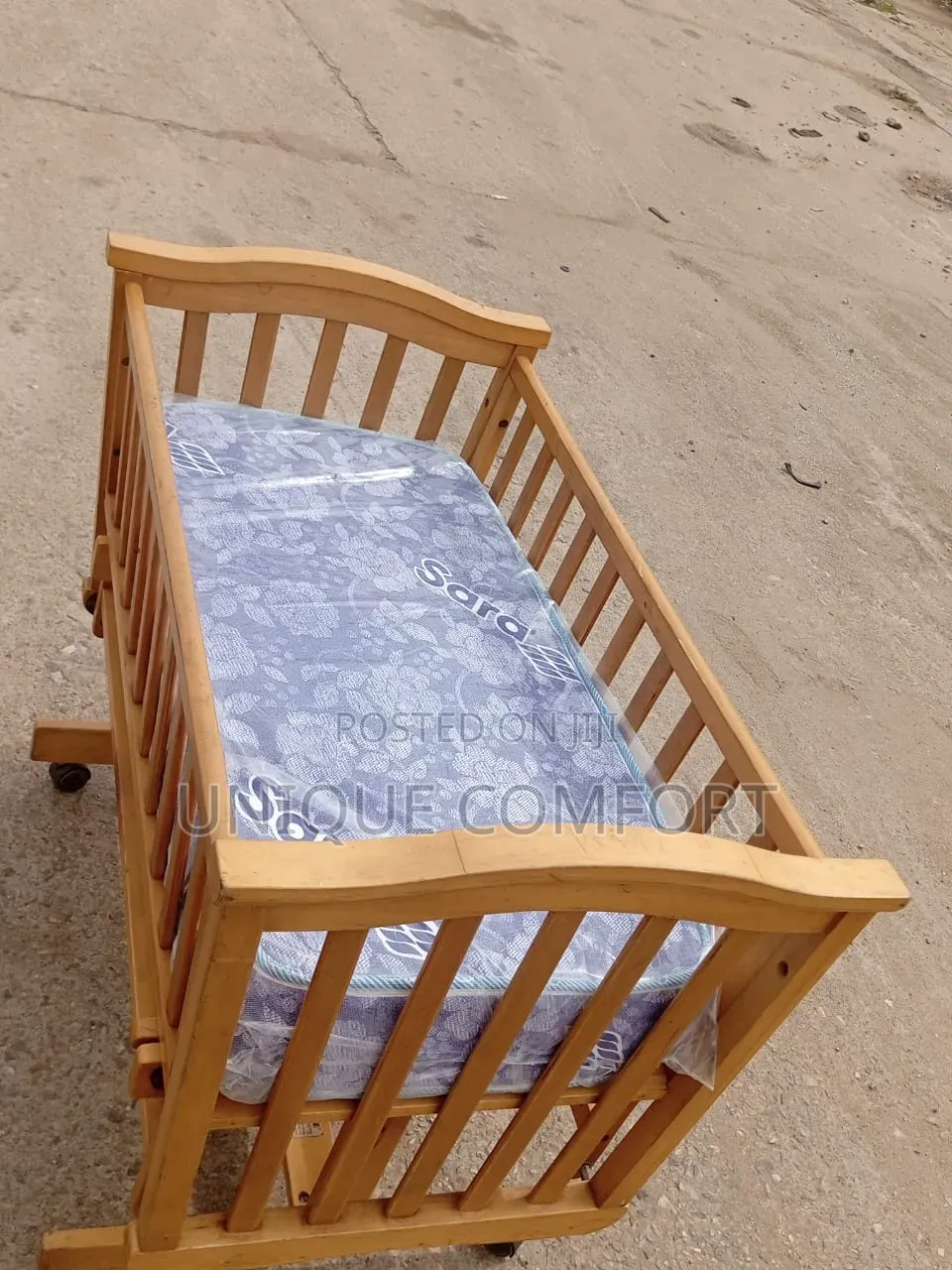 Imported Kiddies/Toddlers Cot With Wheels and Brand New Mattress