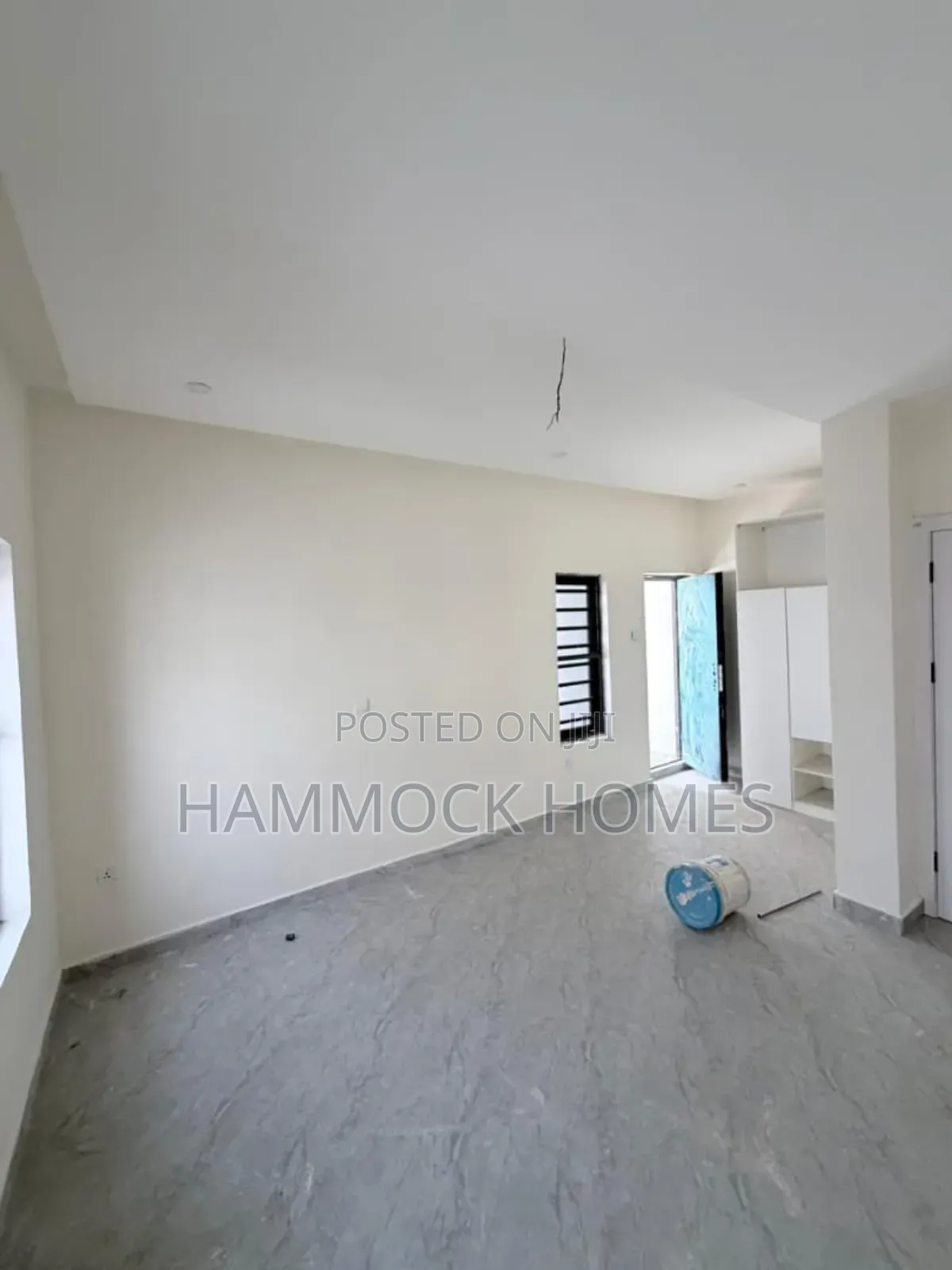 5bdrm Penthouse in Bera Estate, Akobo for sale