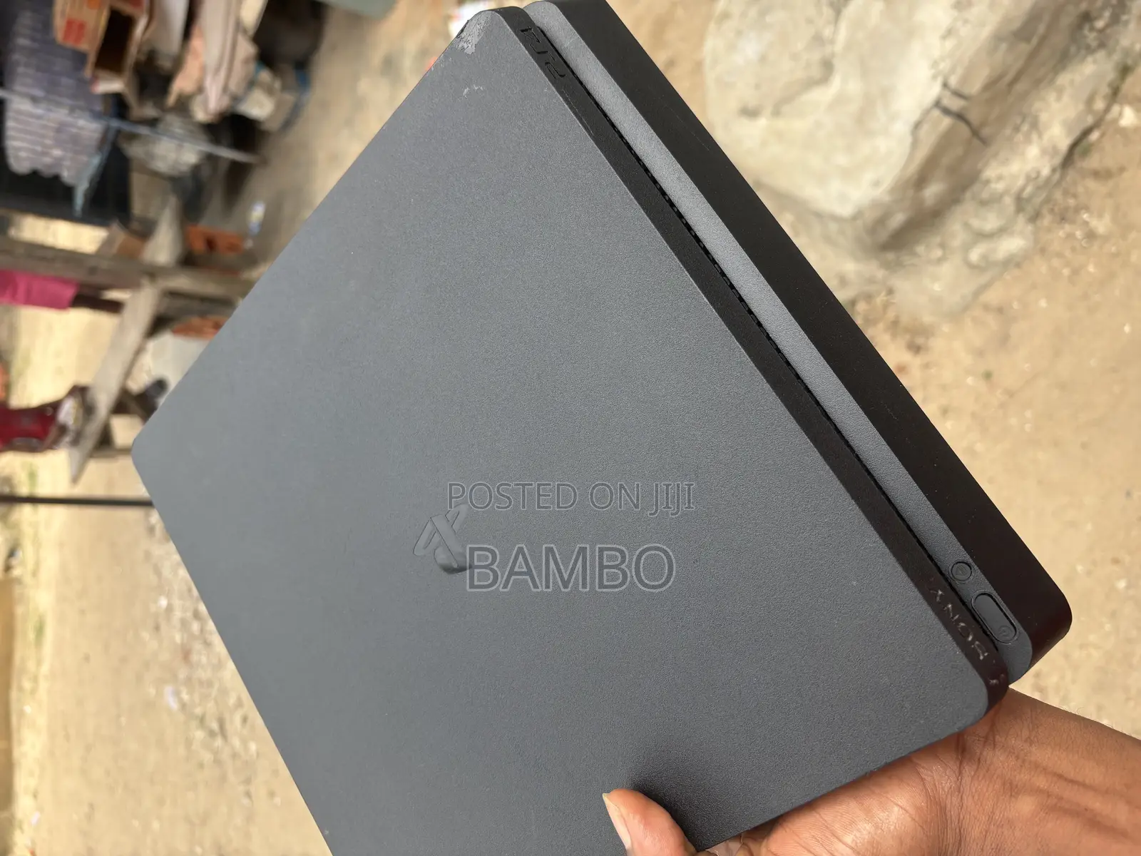 Ps4 Slim 500gb With 1 Pad and Games