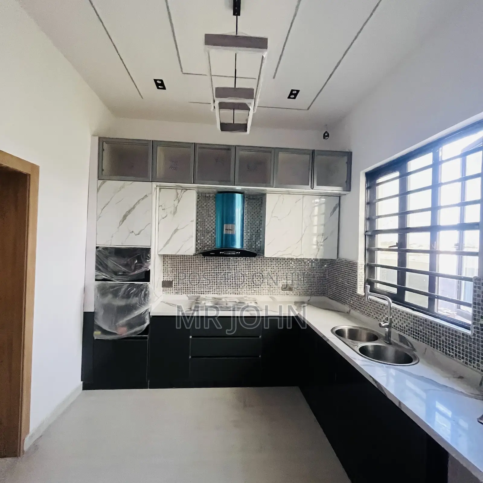 4bdrm Apartment in Lekki Palm City, Ado / Ajah for rent
