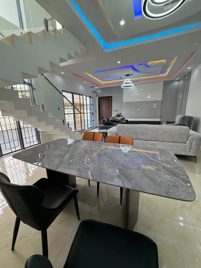Furnished 5bdrm Duplex in Agric for sale