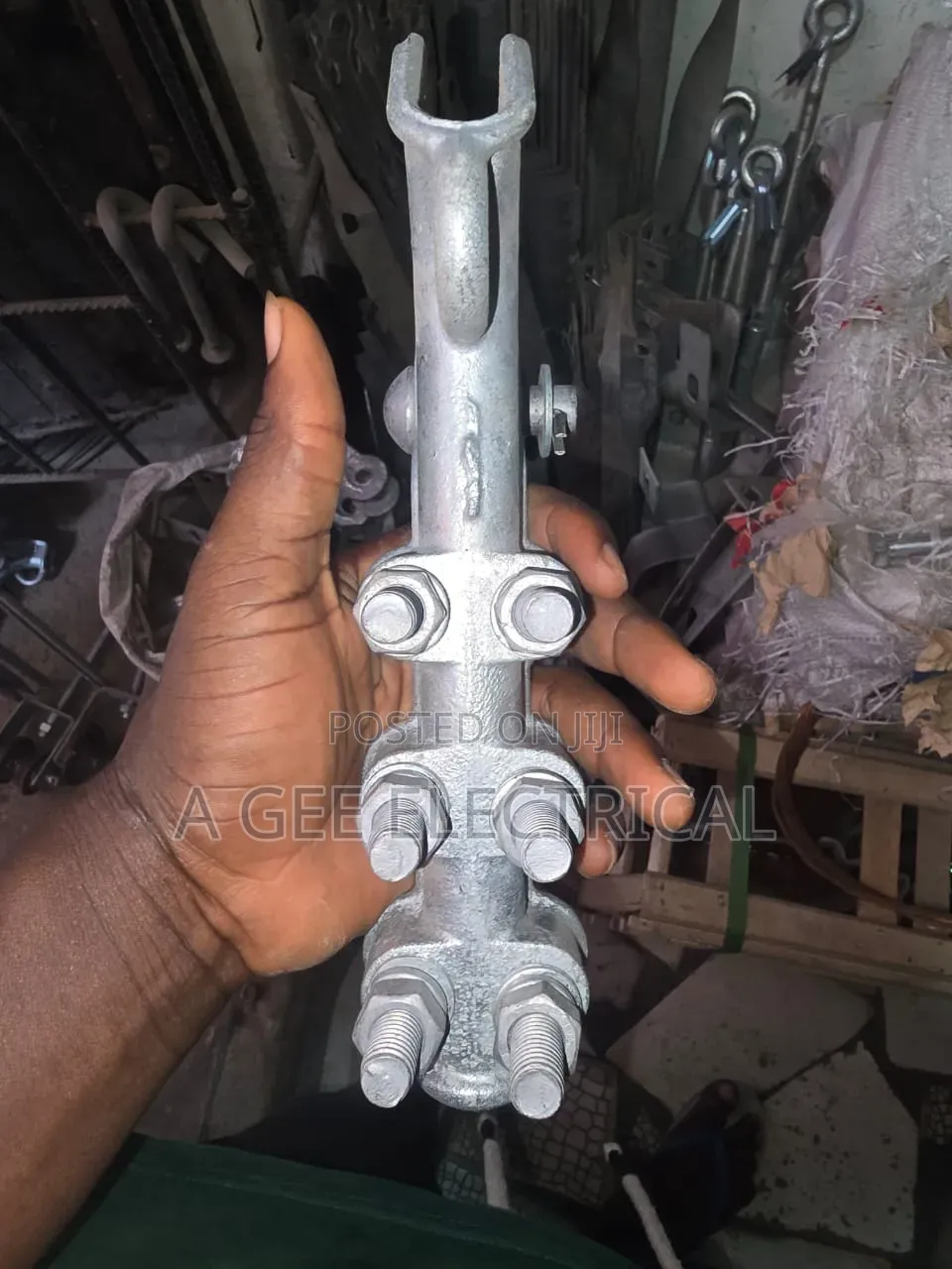 6 Bolt Clamp .,.