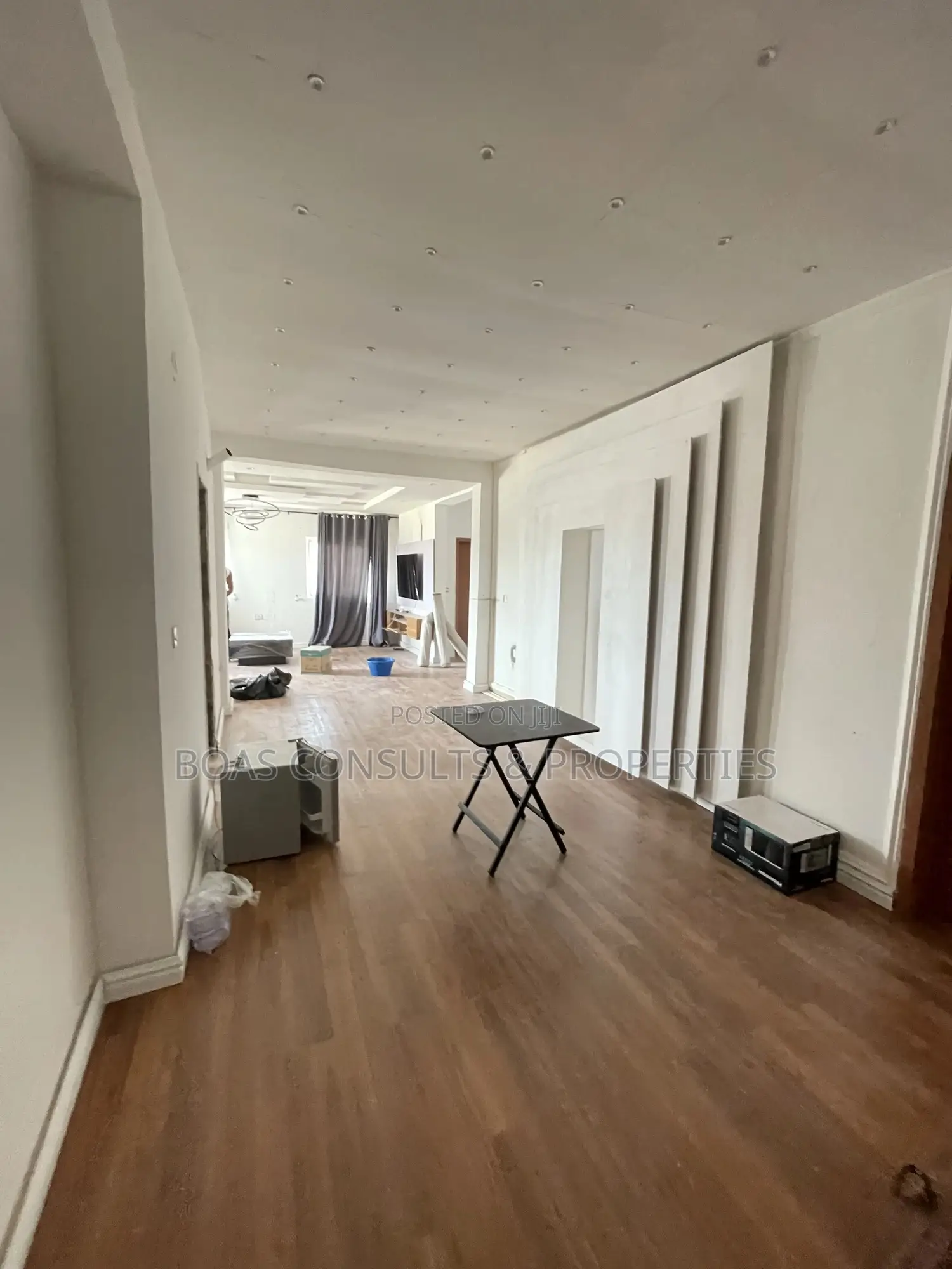 3bdrm Apartment in Lekki Phase 1 for rent
