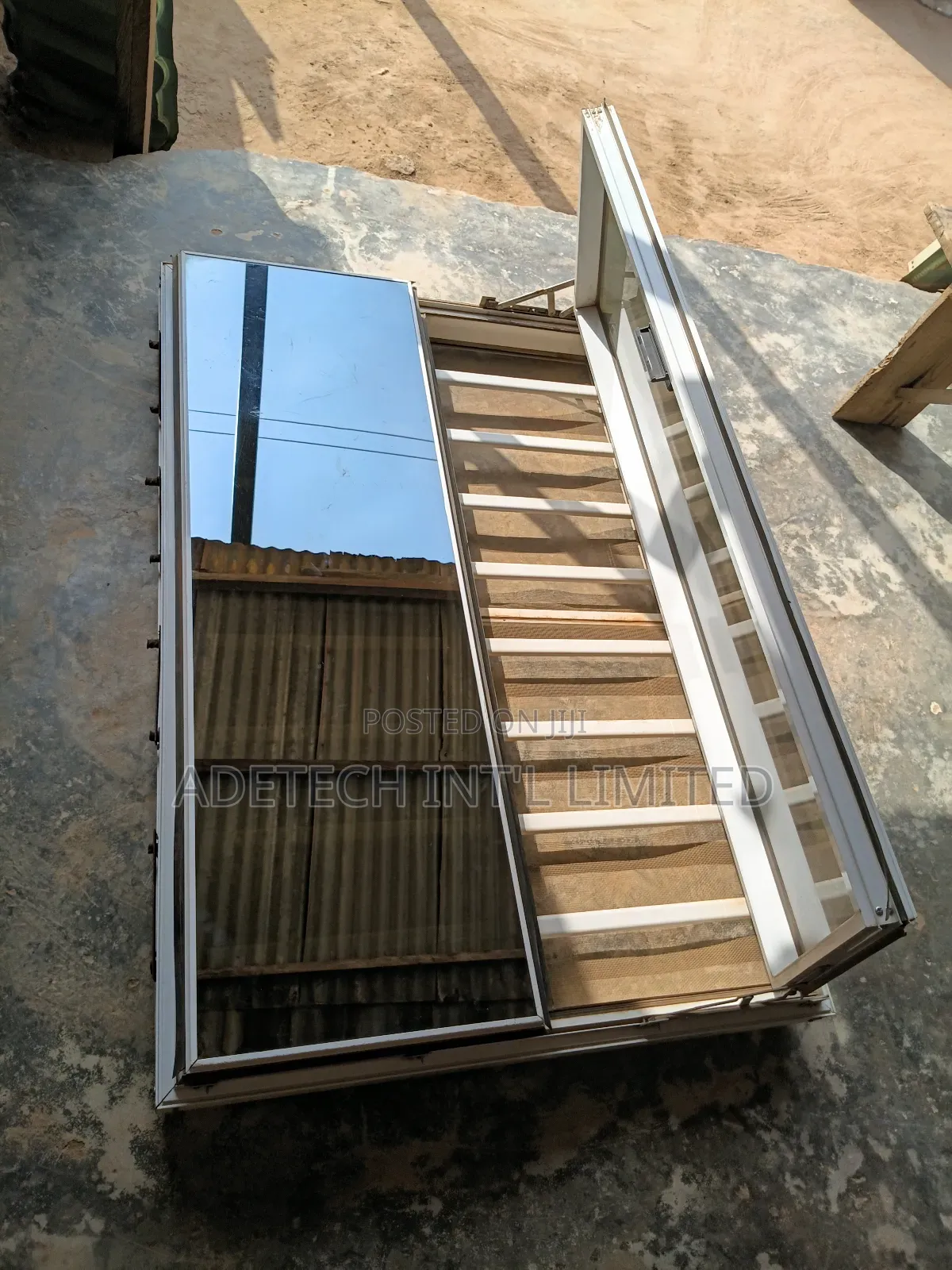 Premium Aluminium Frameless Transom Window With Net and Burglary