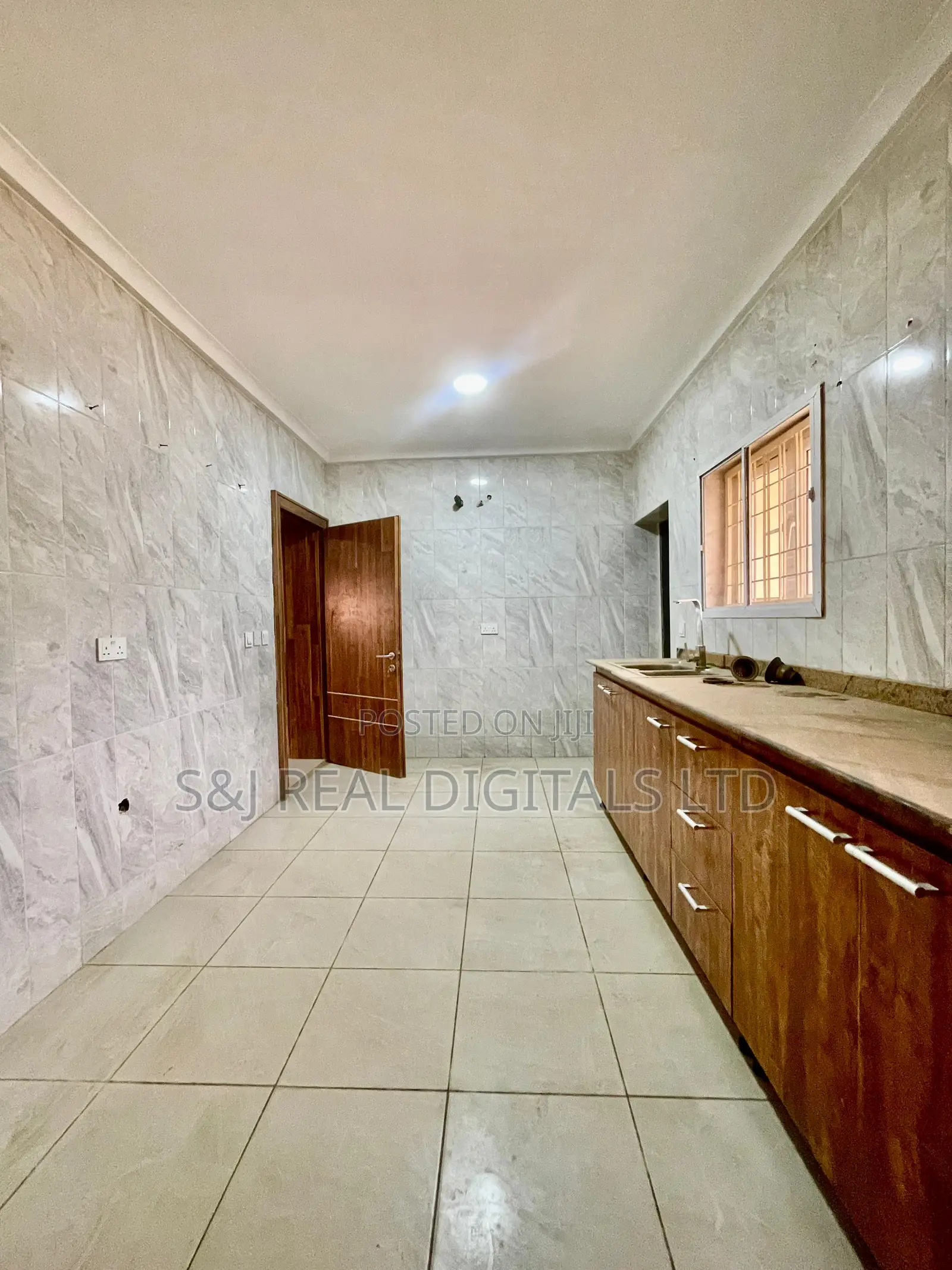 4bdrm Duplex in Asokoro for rent