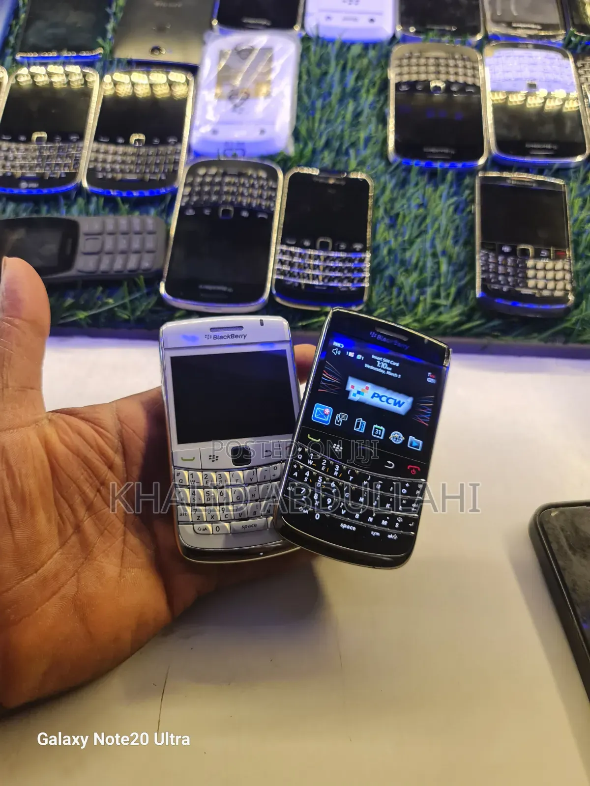BlackBerry Bold 9700 White