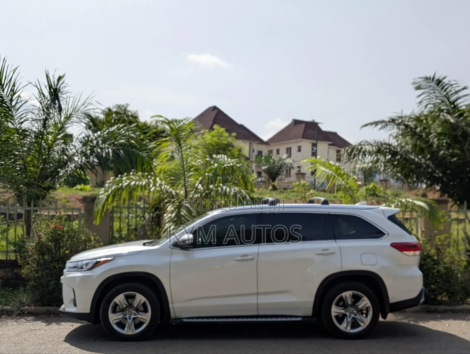 Toyota Highlander Limited 2019 White