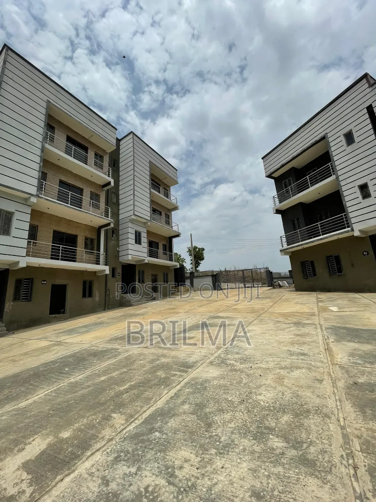 2bdrm Duplex in Life Camp for sale