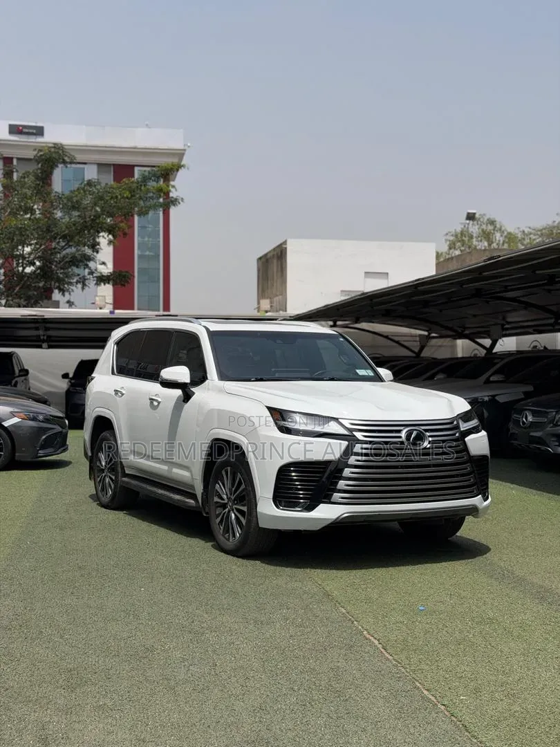 New Lexus LX 600 2025 White