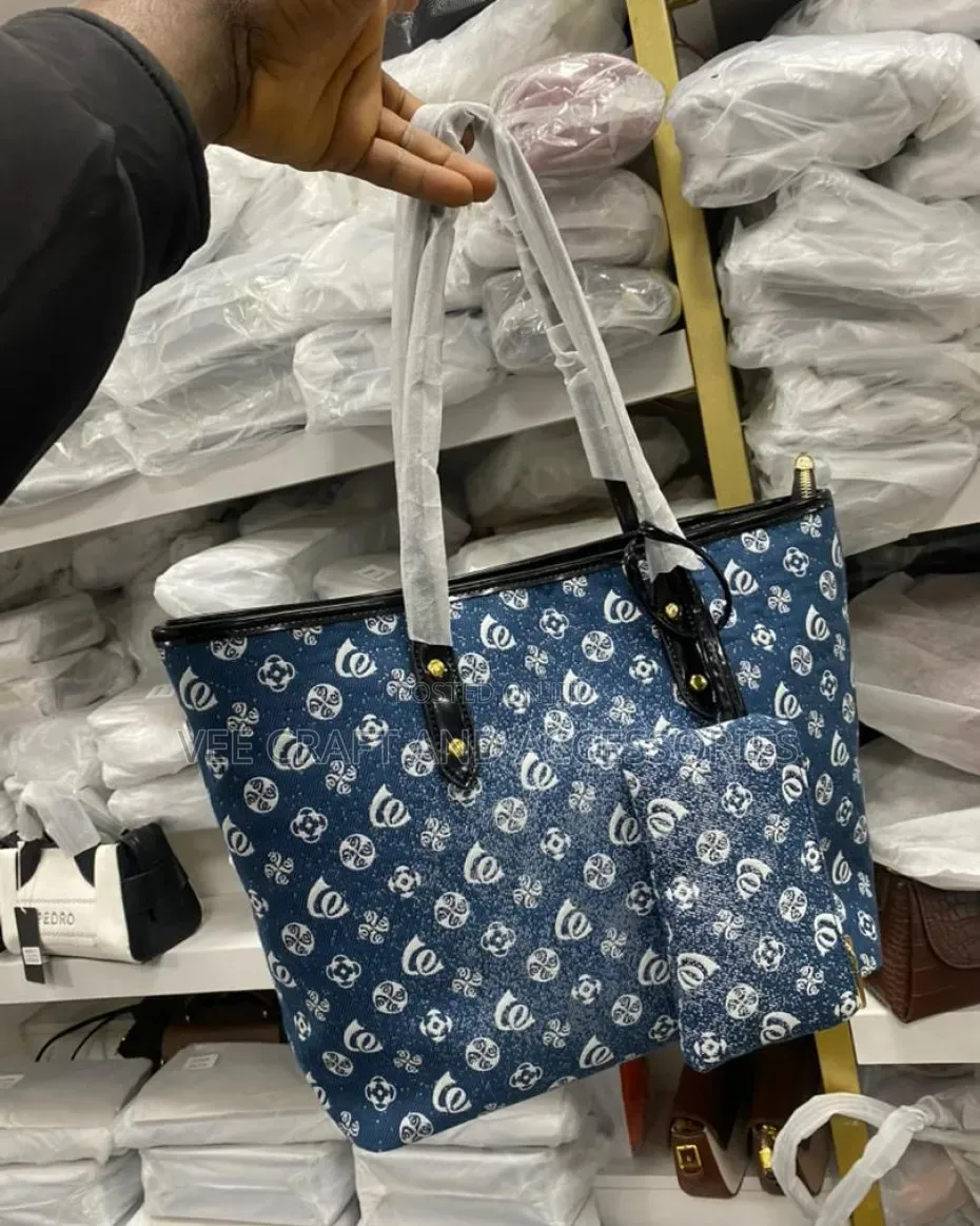 2in1 P Stock Tote
-Blue