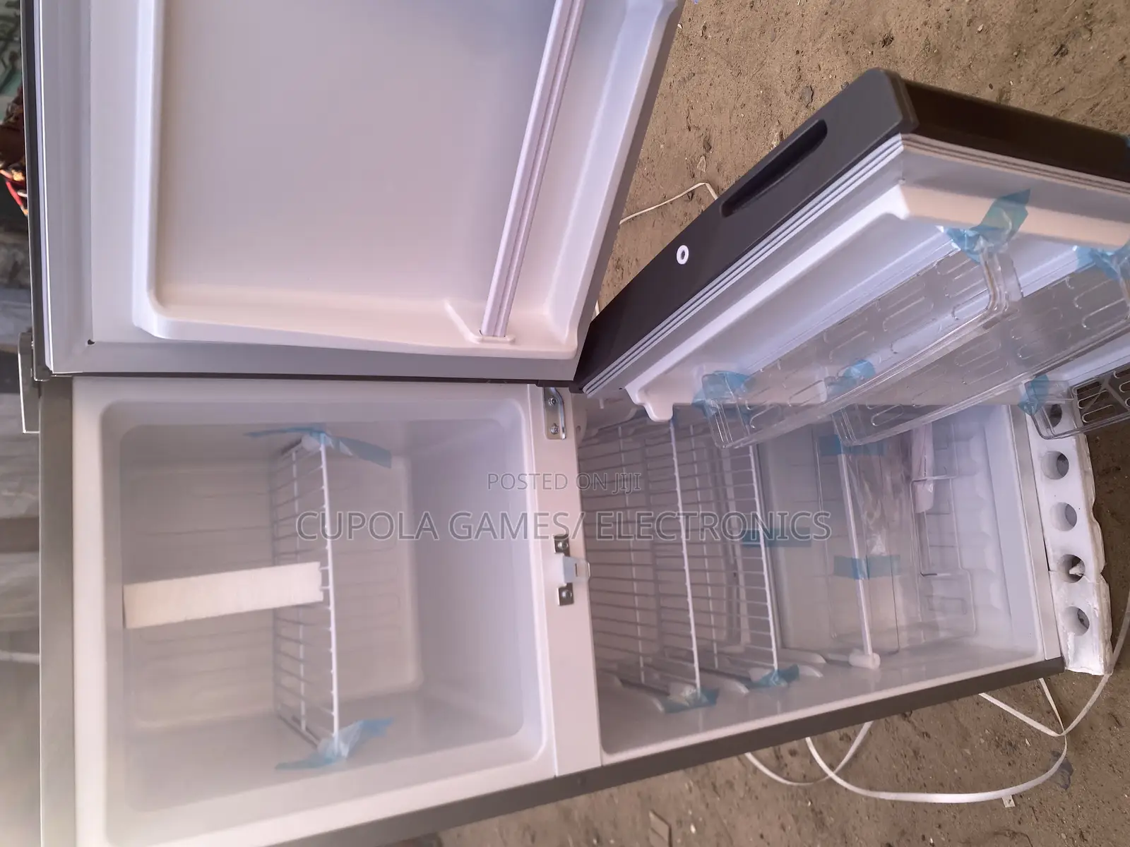 Skyrun 138 Litres Fridge With Large Freezer Space