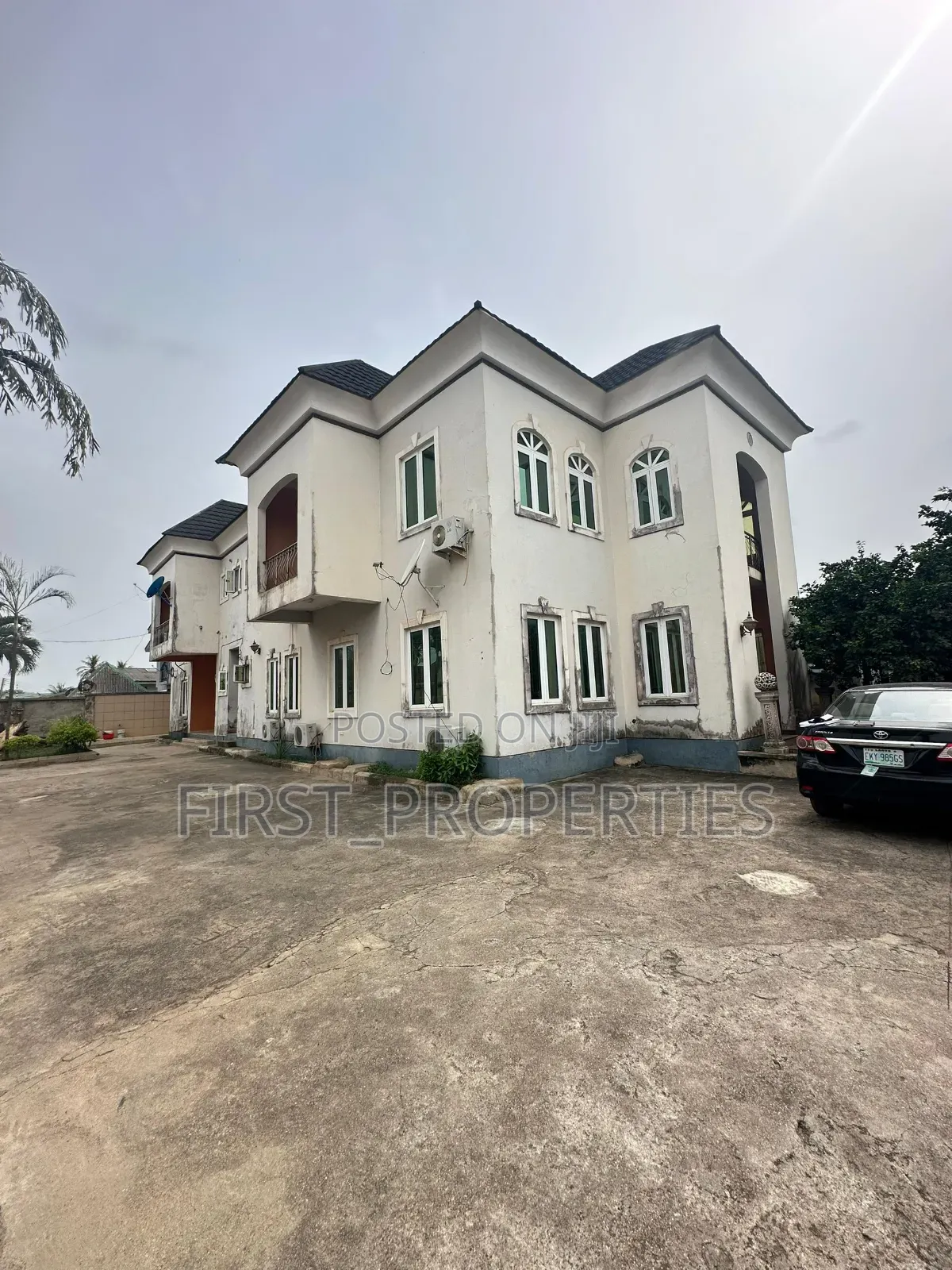 Furnished 6bdrm Duplex in Sharp Corner Oluyole, Oyo for sale