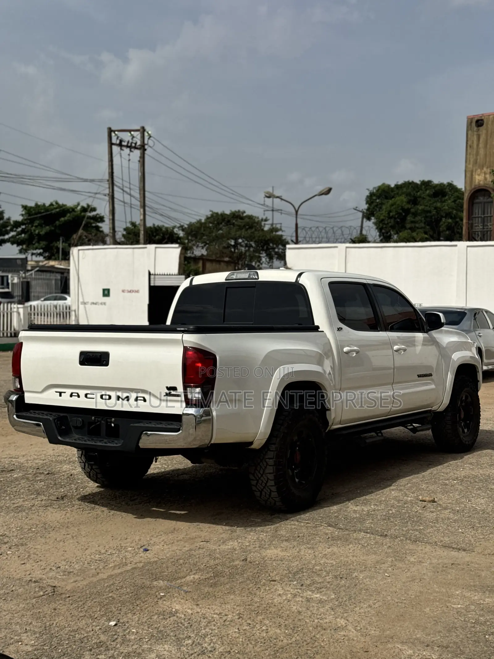 Toyota Tacoma SR 2021 White