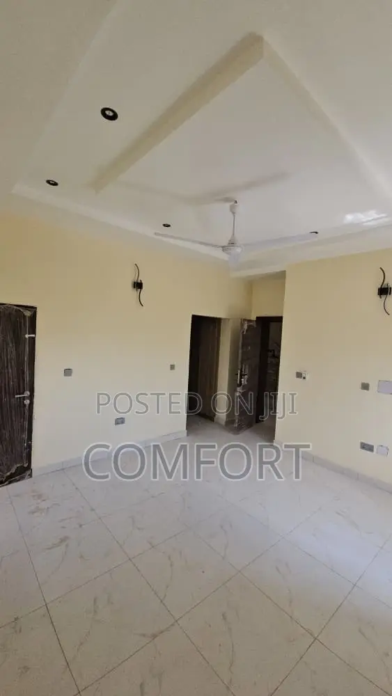 4bdrm Townhouse/Terrace in 4 Bedroom Triplex +, Guzape District