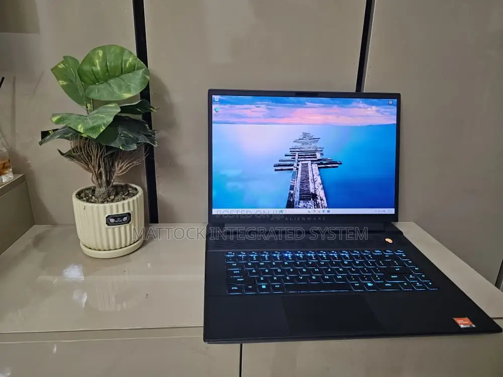 Laptop Dell 32GB AMD Ryzen 9 SSD 1T