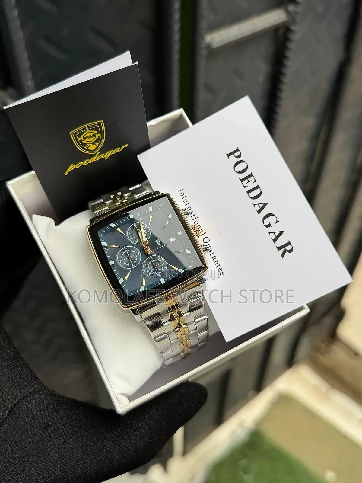 Poedagar Chronograph Square Design