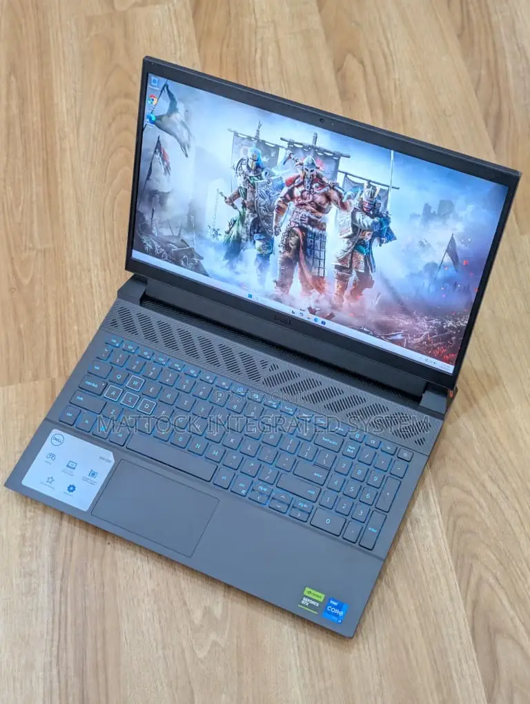 Laptop Dell G15 5535 16GB Intel Core i7 SSD 1T
