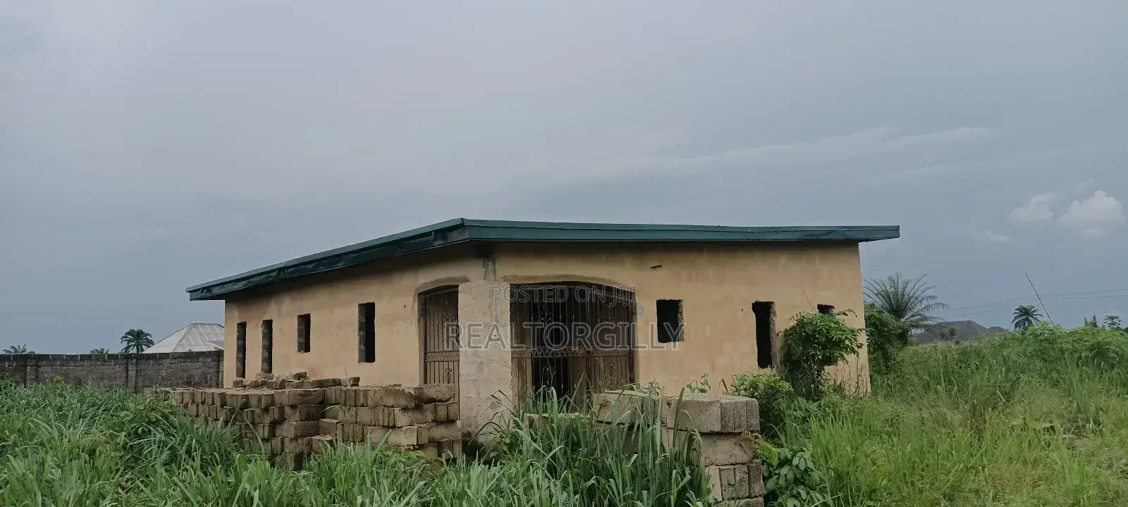 2bdrm House in Winners, Etche for sale