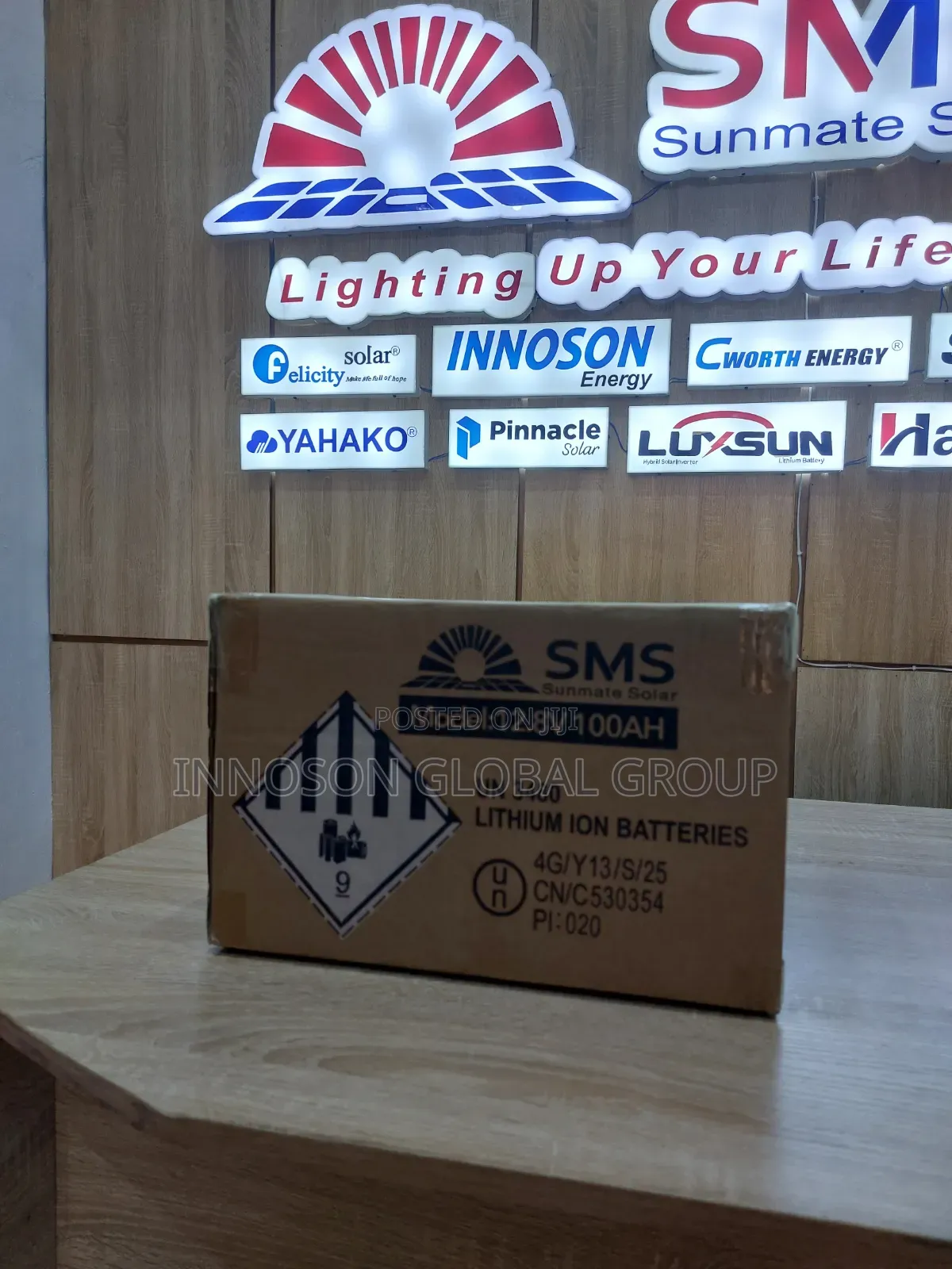 1.2kwh (100a) 12v SMS Lithium Ion Battery
