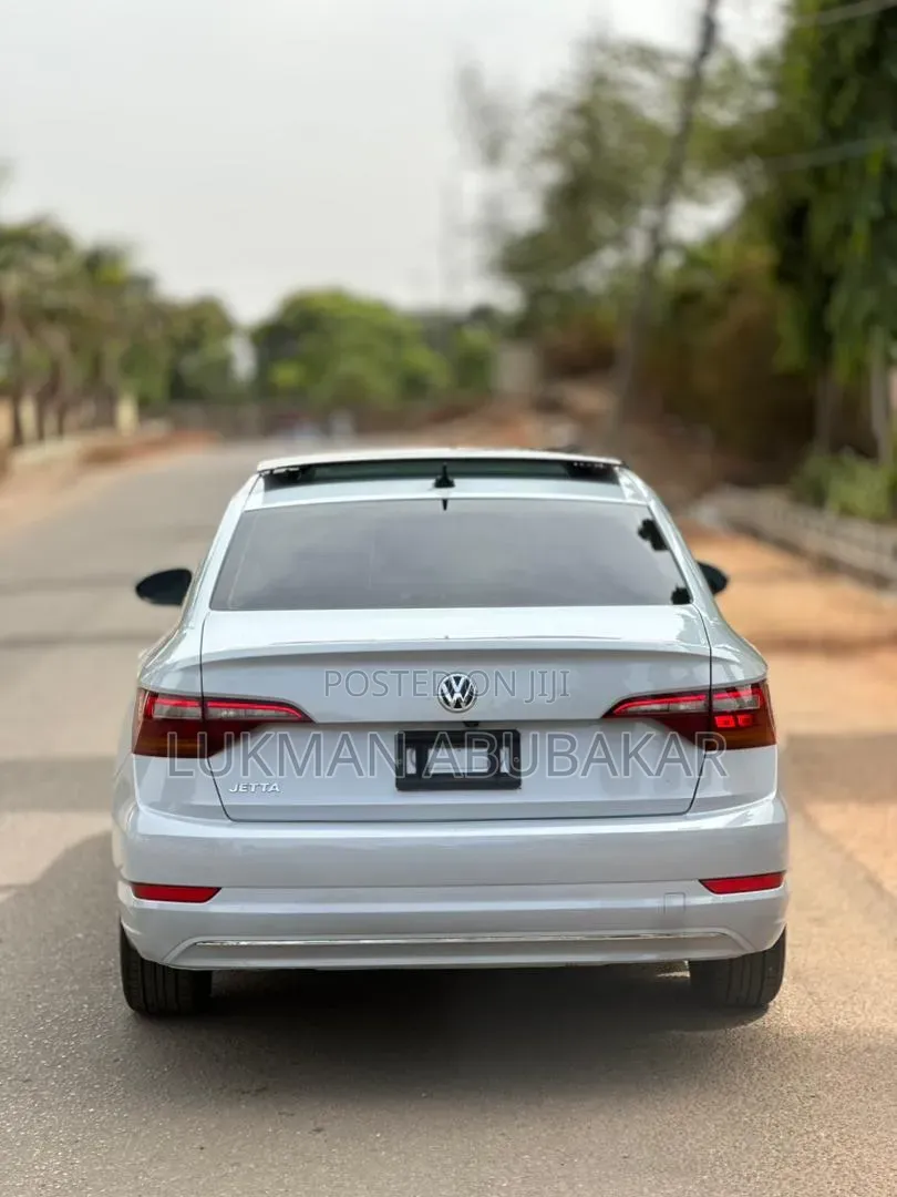 Volkswagen Jetta 2019 Gray
