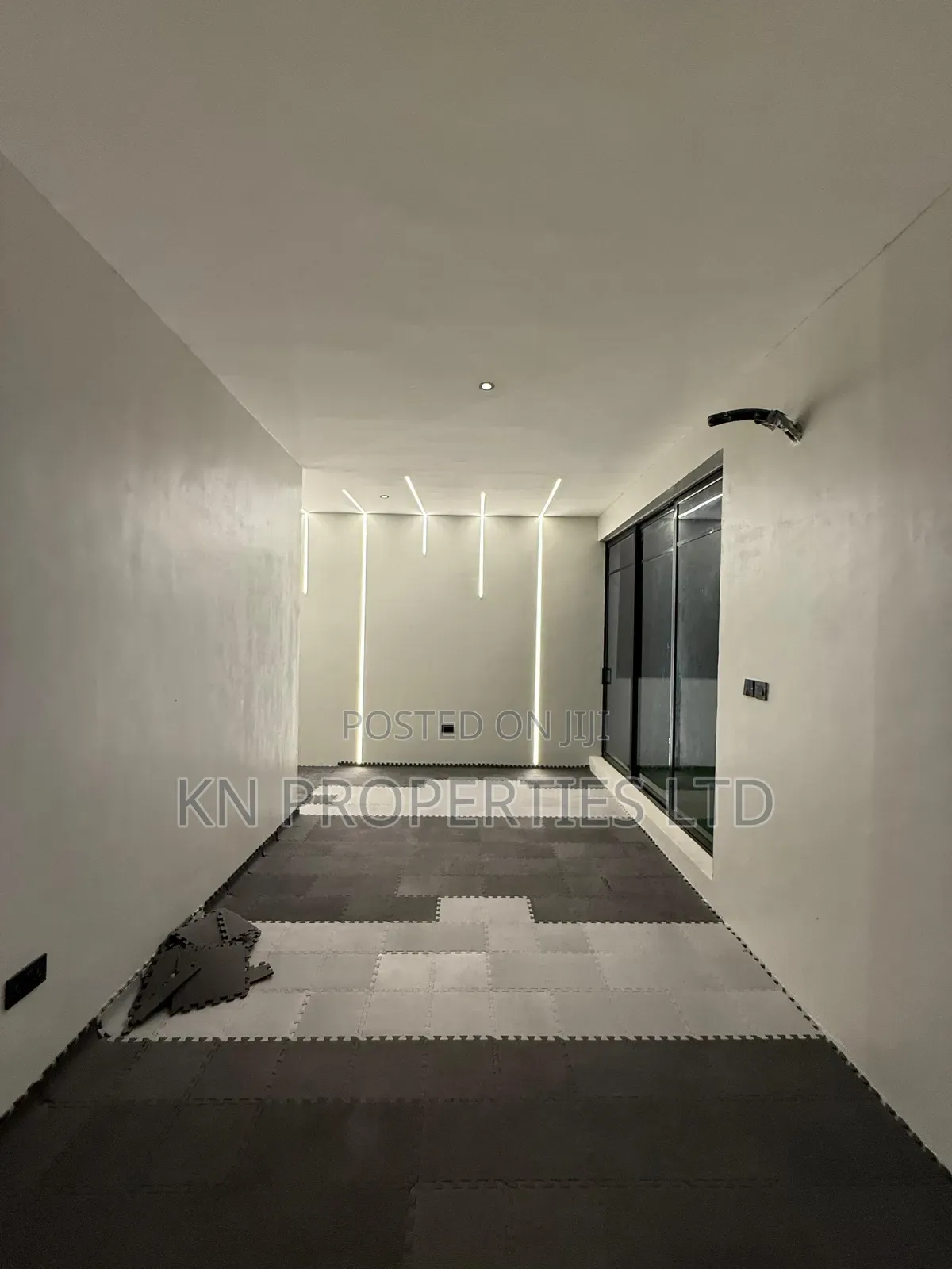 5bdrm Duplex in Lekki for sale