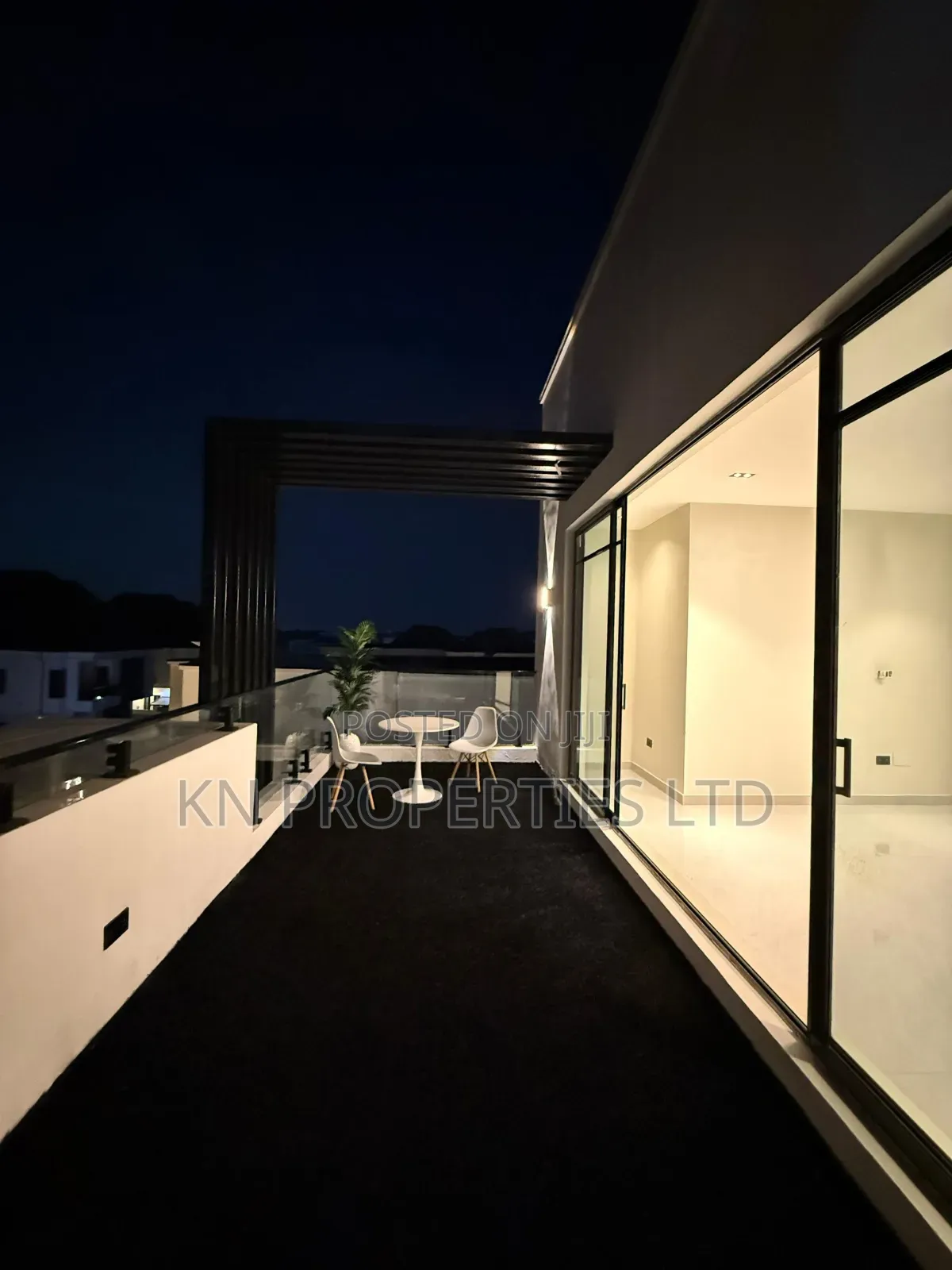 5bdrm Duplex in Lekki for sale