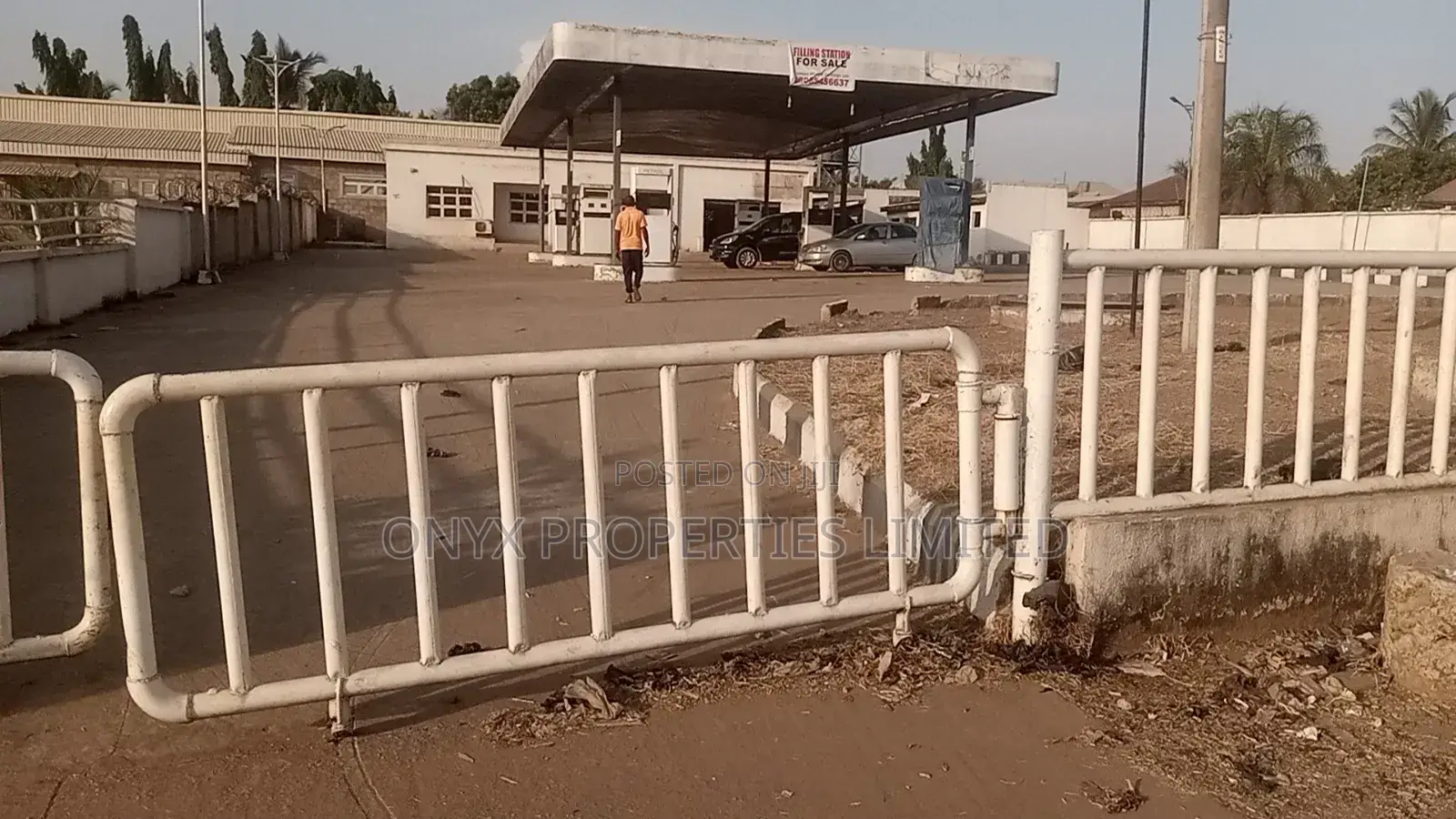 Filling Station for Sell